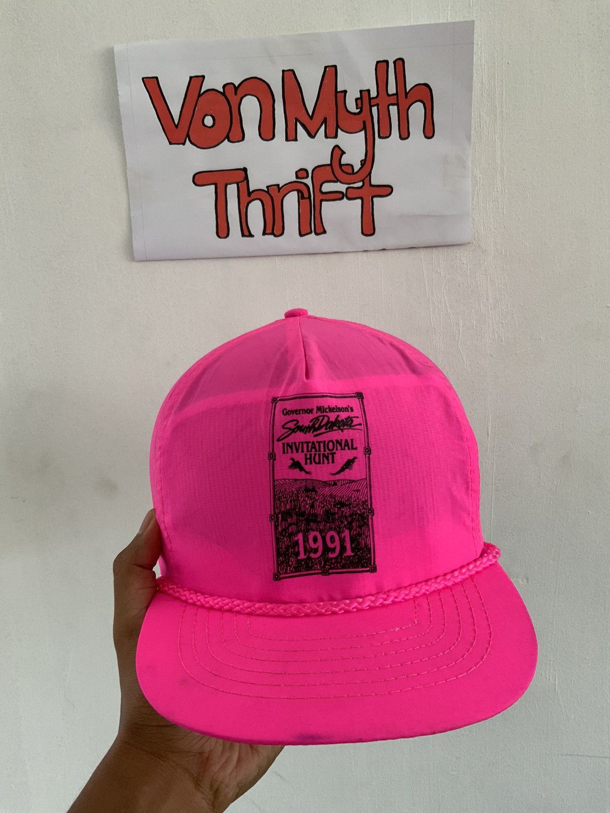 Vintage Vintage South Dakota 1991 Taiwan Roc Nylon Pink Hat Size ONE SIZE - 1 Thumbnail