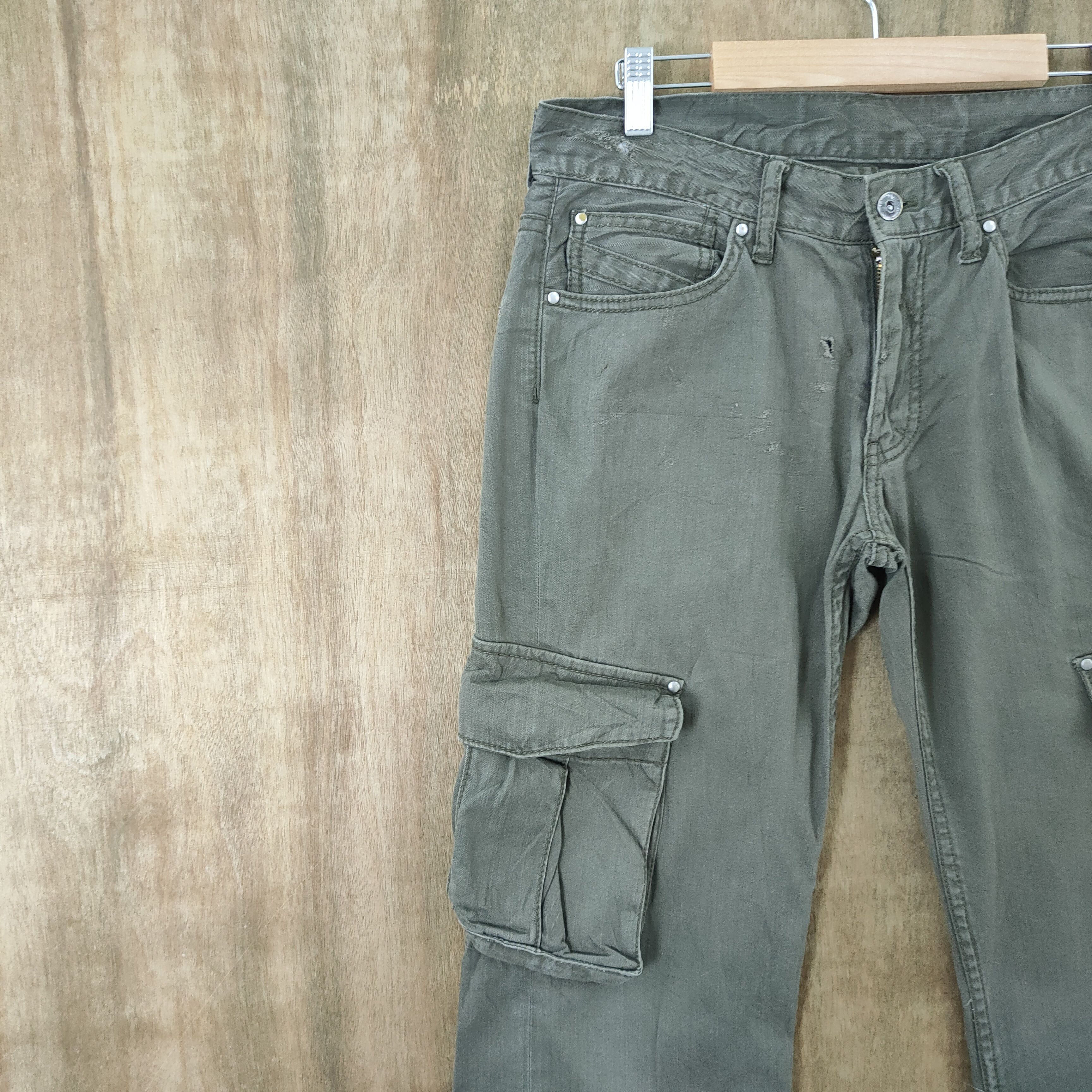 Takeo Kikuchi VINTAGE TAKEO KIKUCHI CARGO PANTS Size US 30 / EU 46 - 9 Thumbnail