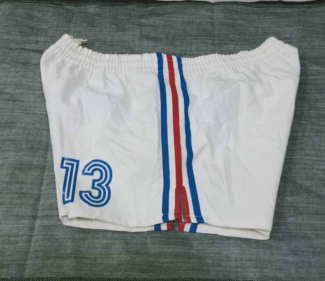 Adidas × Vintage Retro 70s Adidas Trefoil Shorts Size US 31 - 7 Thumbnail