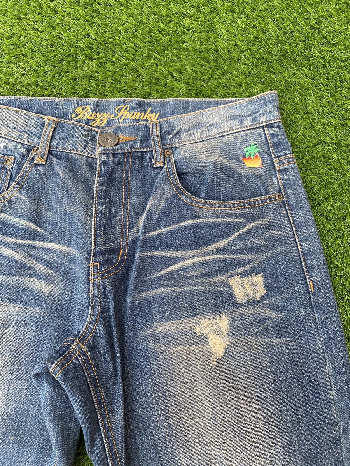 Japanese Brand Vintage Buzz Spunky Distressed Flare Pant Size US 31 - 9 Thumbnail