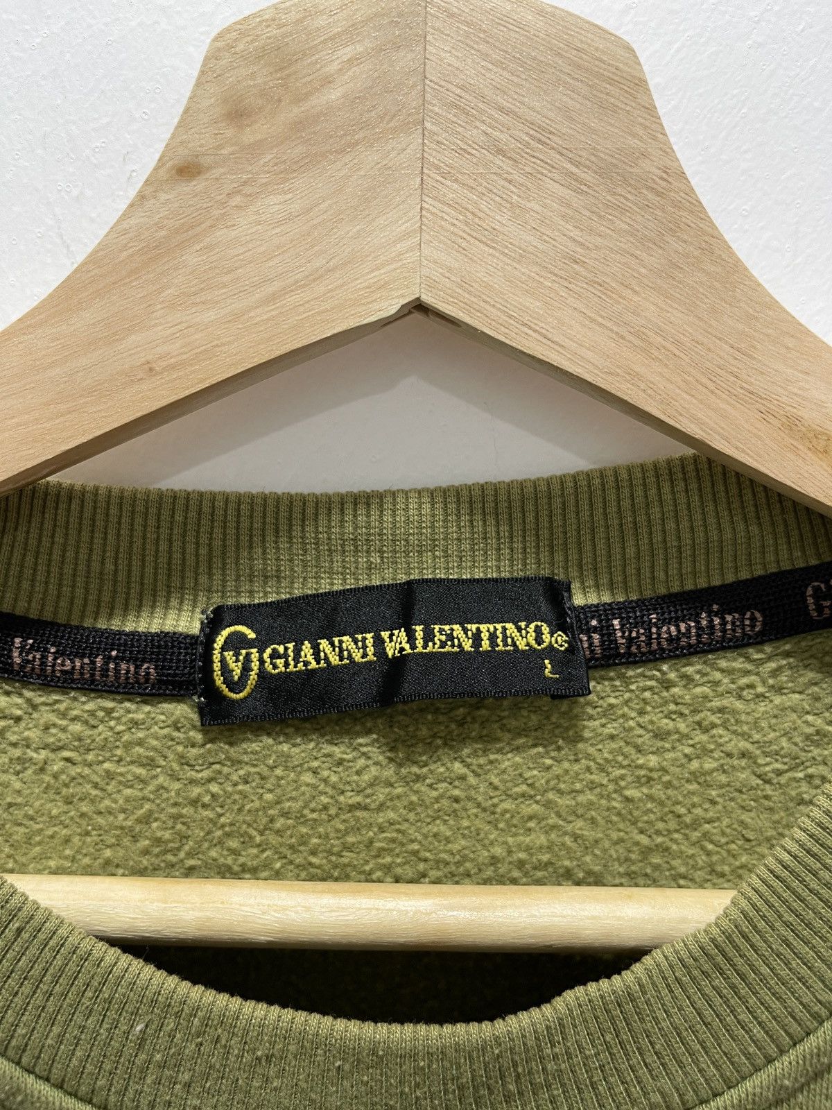 Gianni Valentino × Valentino × Vintage VINTAGE GIANNI VALENTINO EMBROIDERED SPELL OUT SWEATSHIRT Size US M / EU 48-50 / 2 - 6 Thumbnail