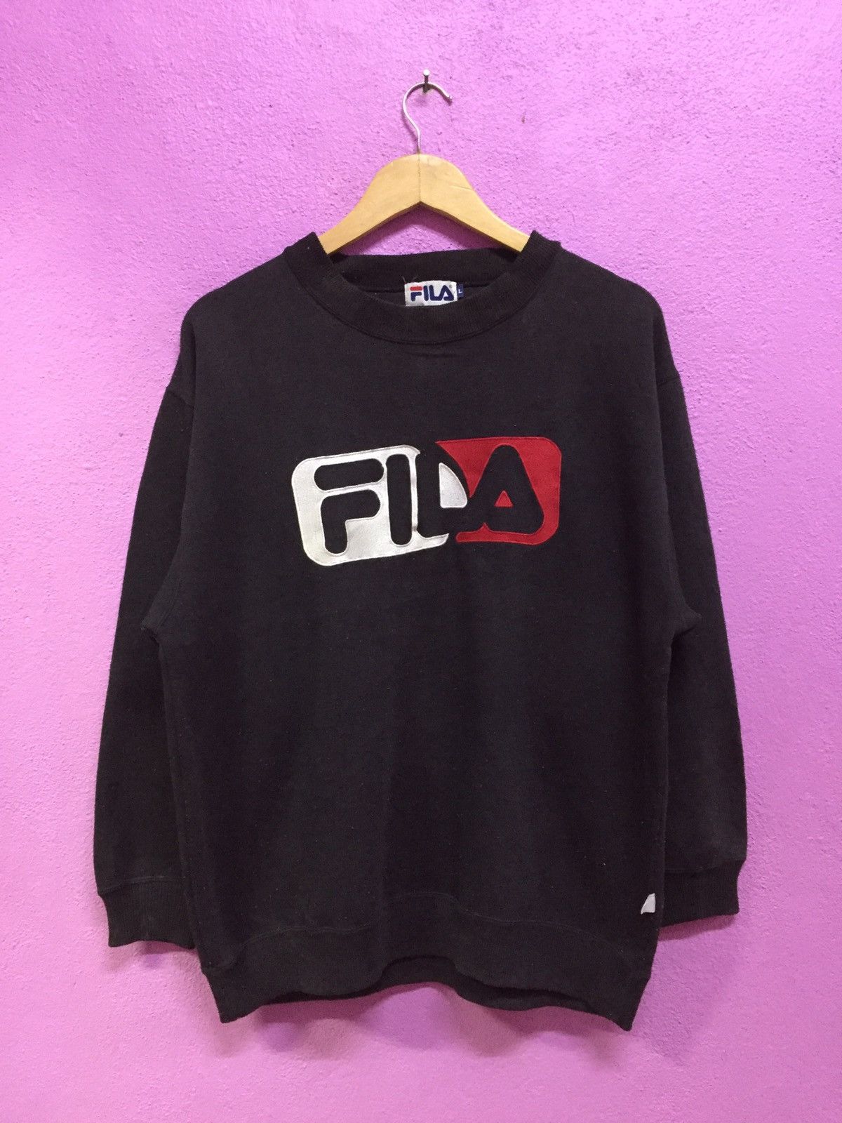 Fila Vintage 90's Fila Sweatshirts Size L Size US L / EU 52-54 / 3 - 1 Thumbnail