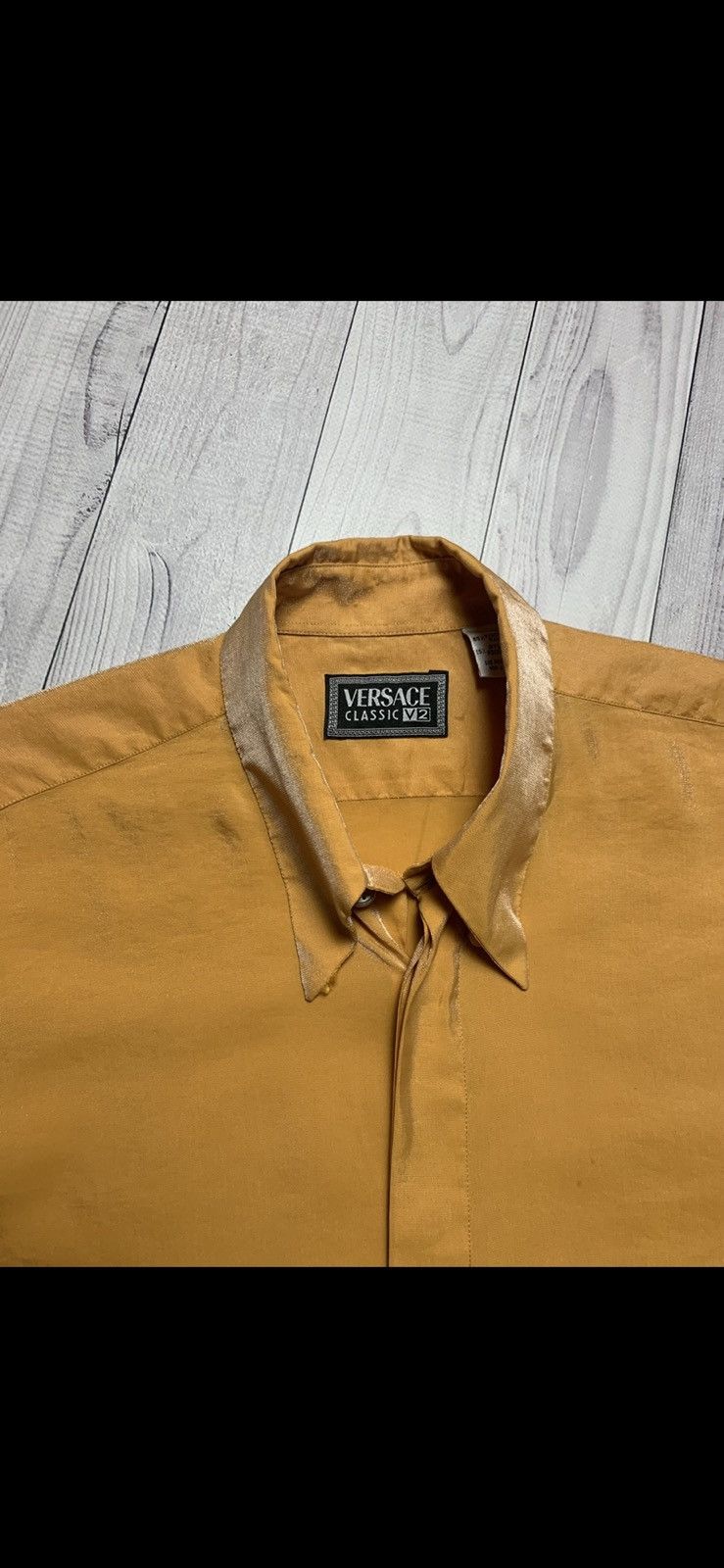 Versace × Vintage Vintage Versace shirt gold rare nylon size M Size US M / EU 48-50 / 2 - 2 Thumbnail