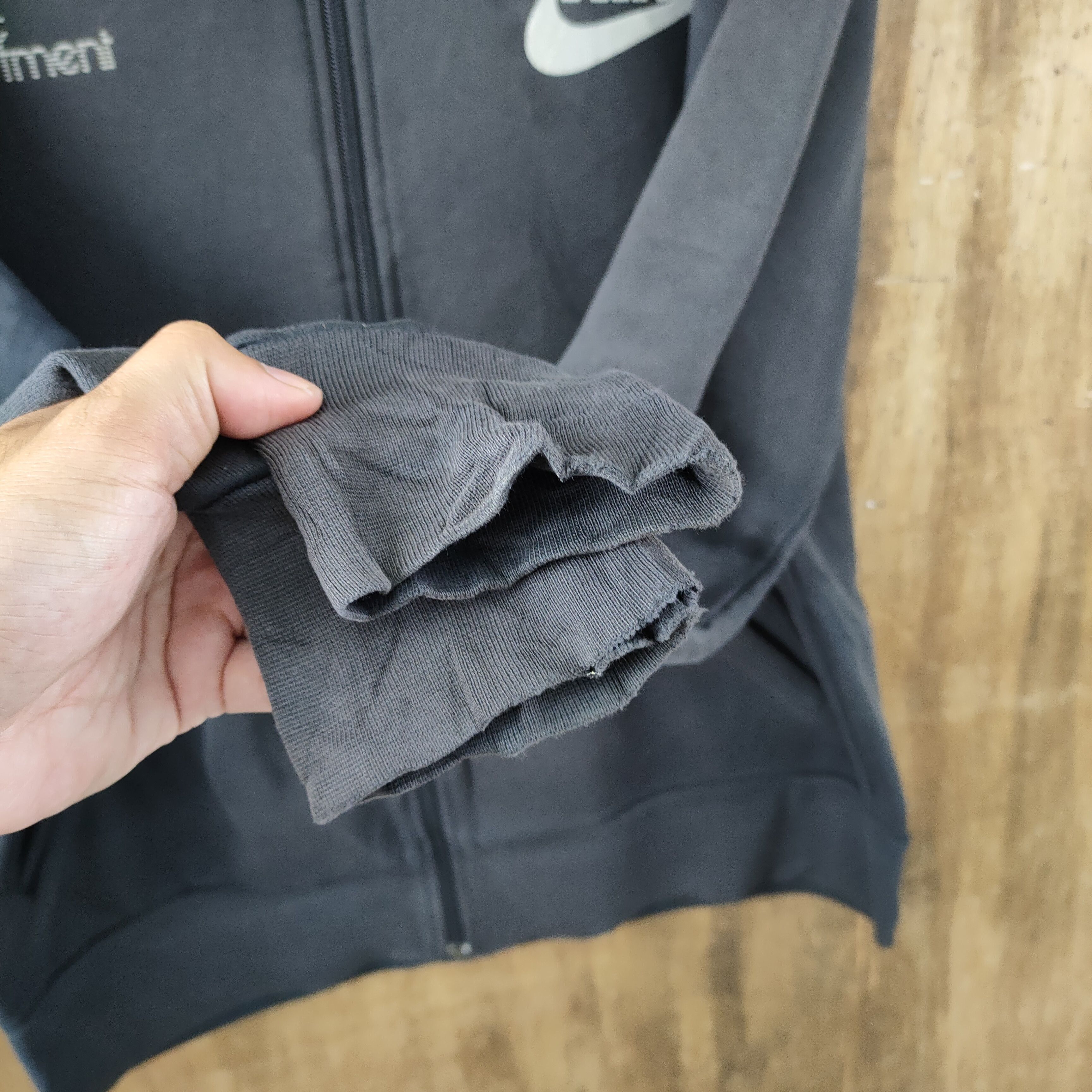Nike NIKE FADED BLACK SWEATER / SWEATSHIRT Size US L / EU 52-54 / 3 - 9 Thumbnail