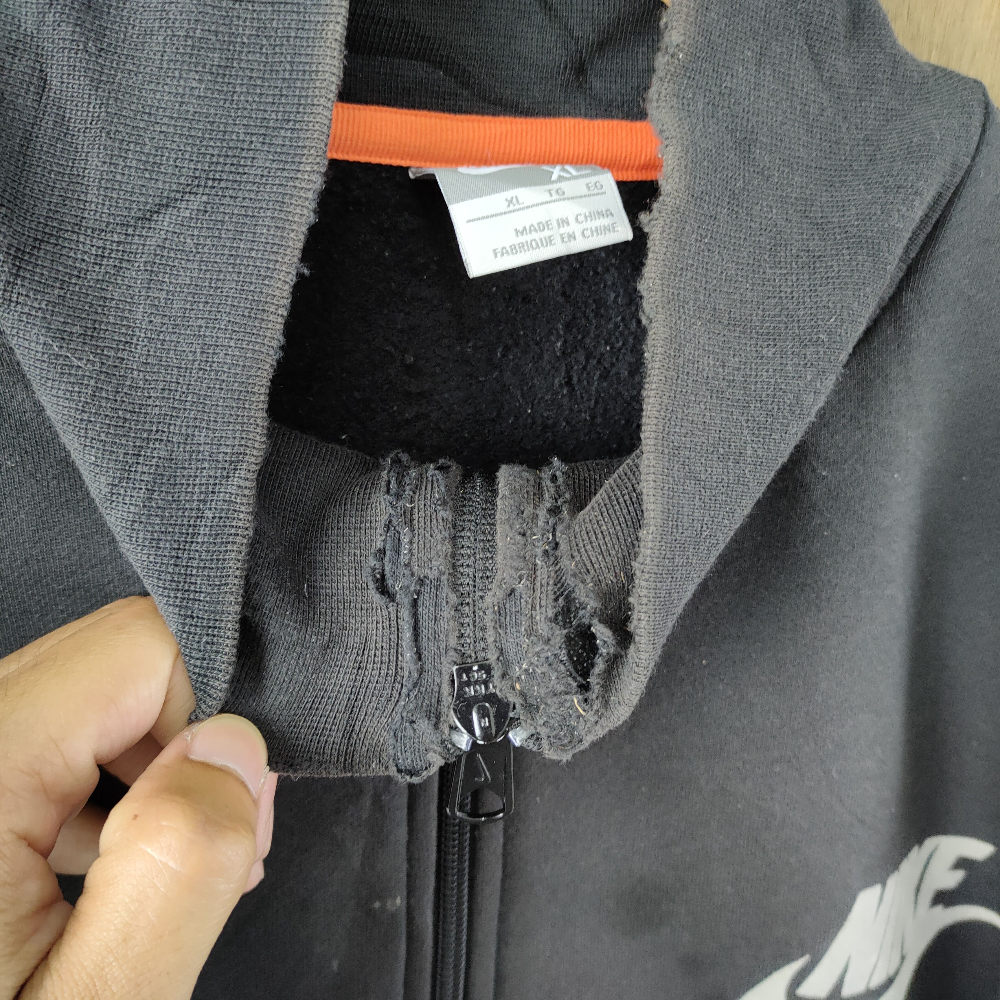 Nike NIKE FADED BLACK SWEATER / SWEATSHIRT Size US L / EU 52-54 / 3 - 10 Thumbnail