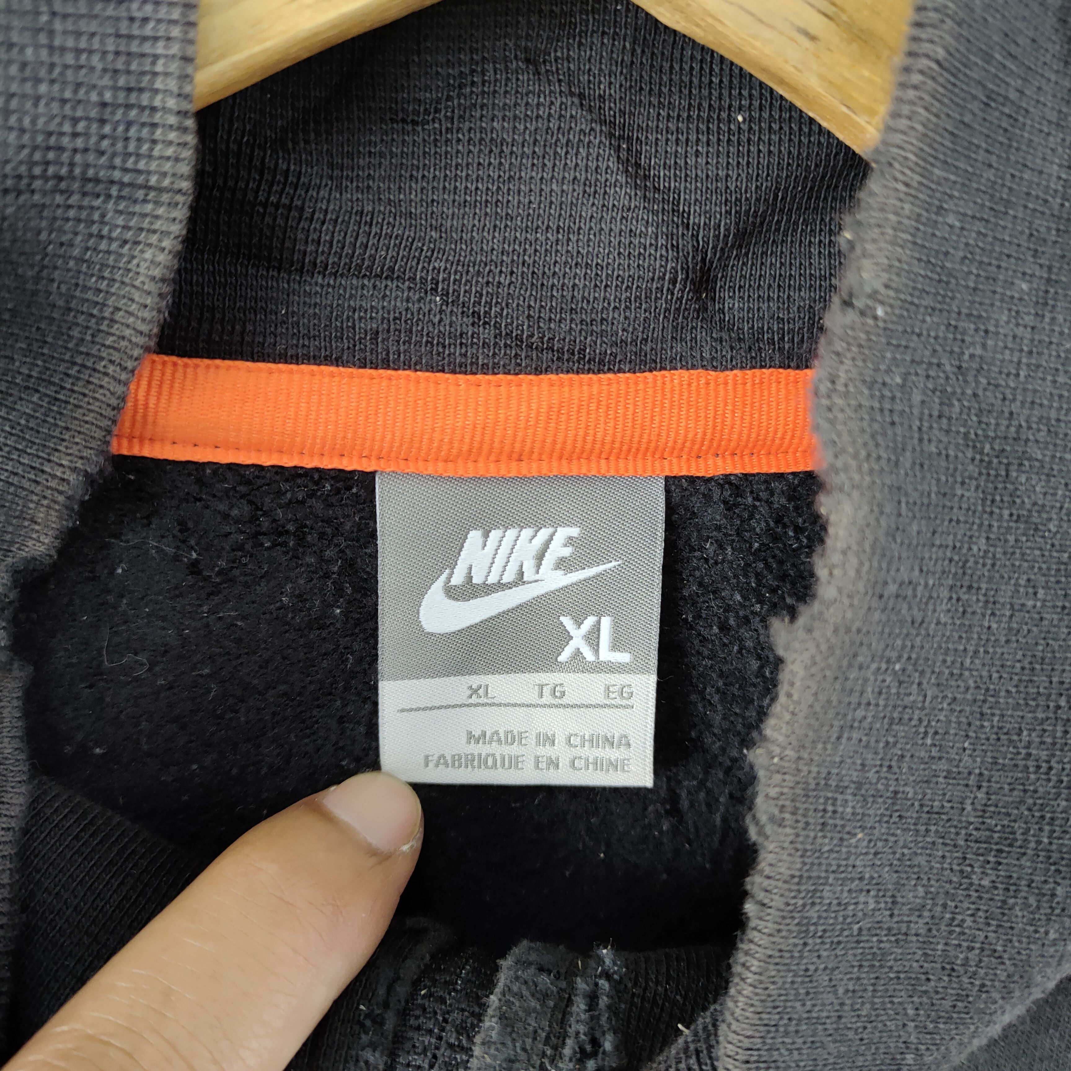 Nike NIKE FADED BLACK SWEATER / SWEATSHIRT Size US L / EU 52-54 / 3 - 7 Thumbnail