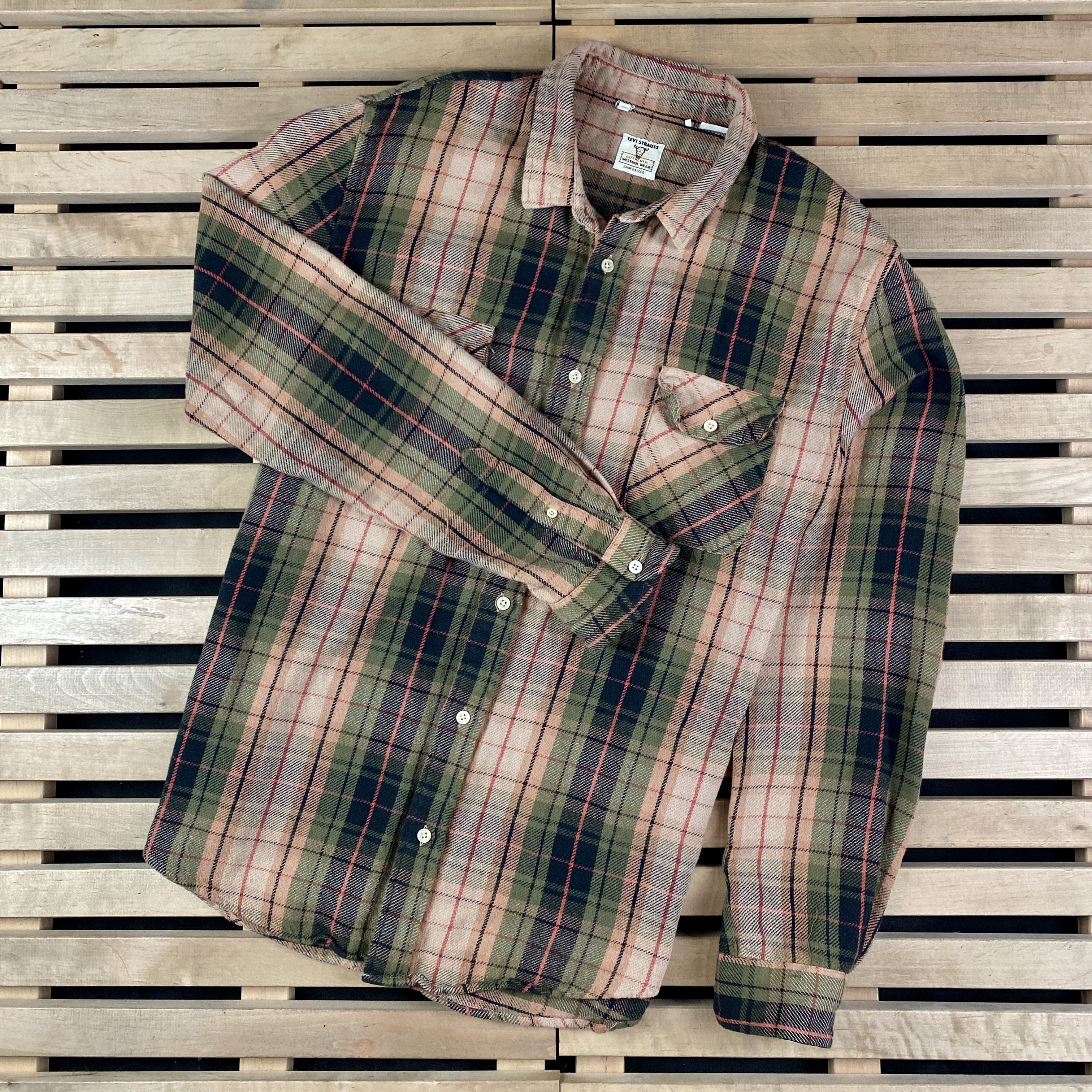 Levi's × Levi's Vintage Clothing × Vintage Men’s Flannel Shirt Long Sleeve Levi’s Vintage Size XL Size US XL / EU 56 / 4 - 1 Thumbnail