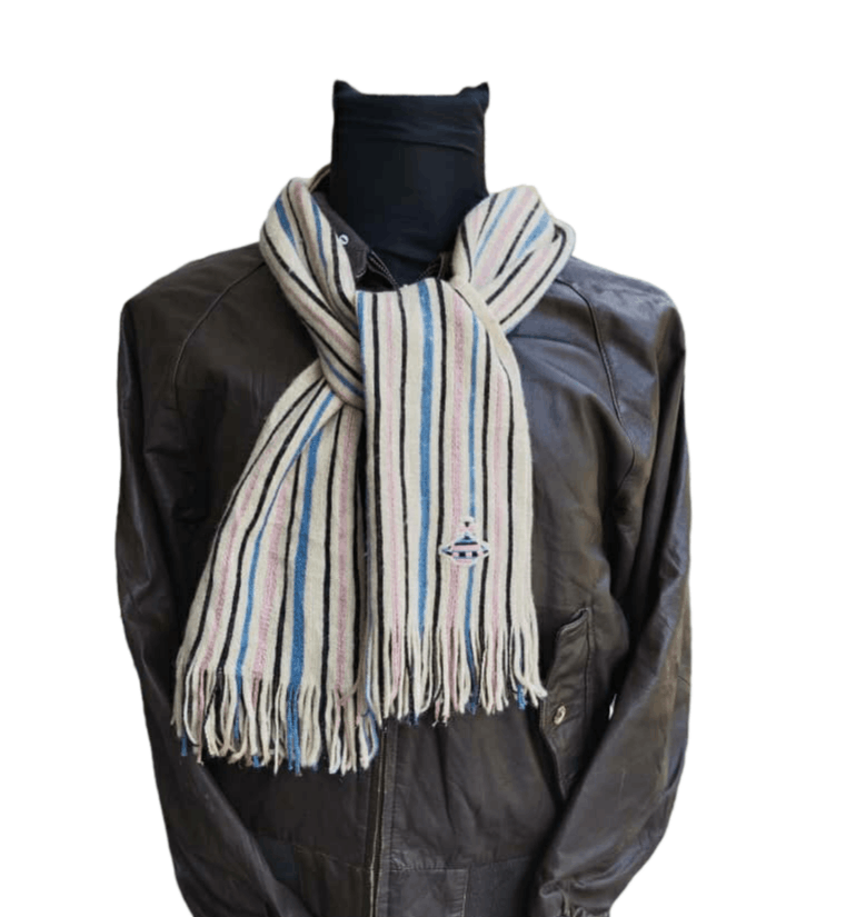 Vivienne Westwood Vintage Vivienne Westwood Scarves/Mafla Size ONE SIZE - 1 Thumbnail