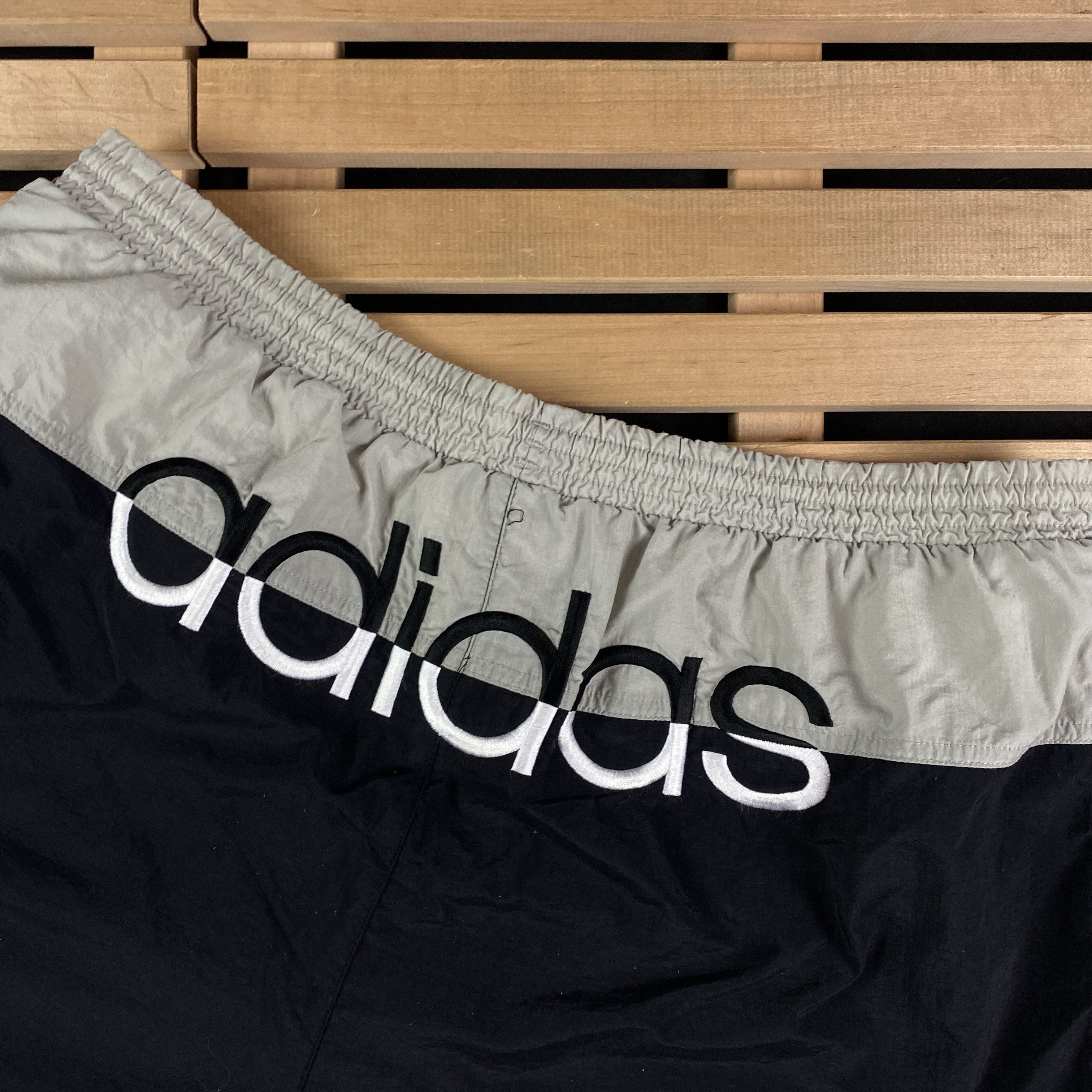 Adidas × Vintage Men’s Shorts Adidas Vintage Size XL Size US 34 / EU 50 - 4 Thumbnail