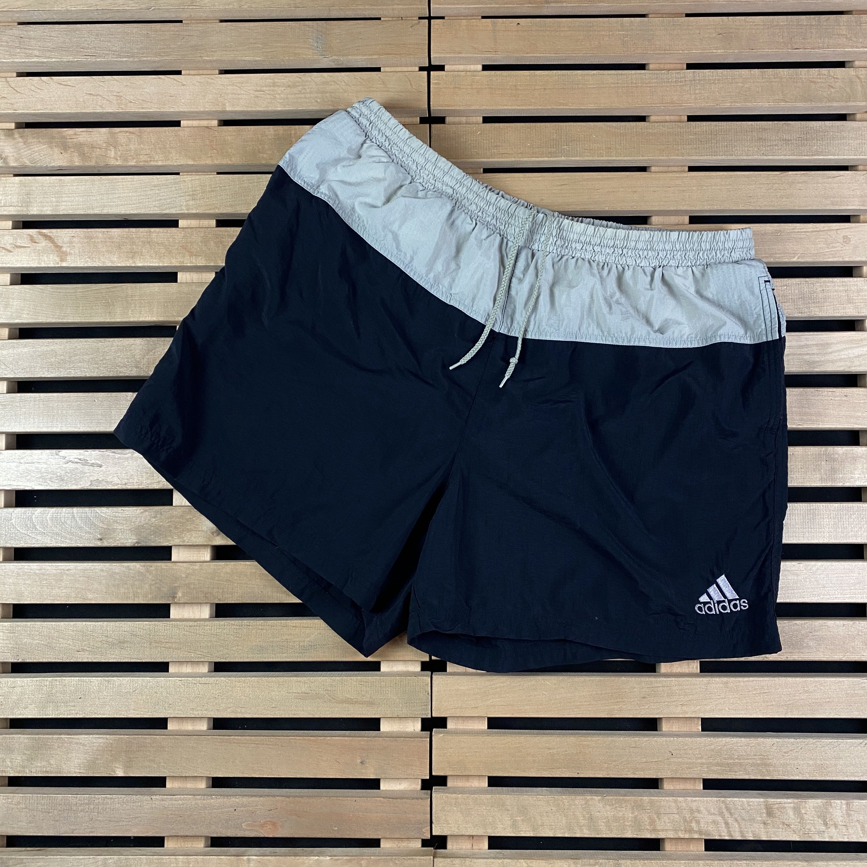 Adidas × Vintage Men’s Shorts Adidas Vintage Size XL Size US 34 / EU 50 - 1 Thumbnail