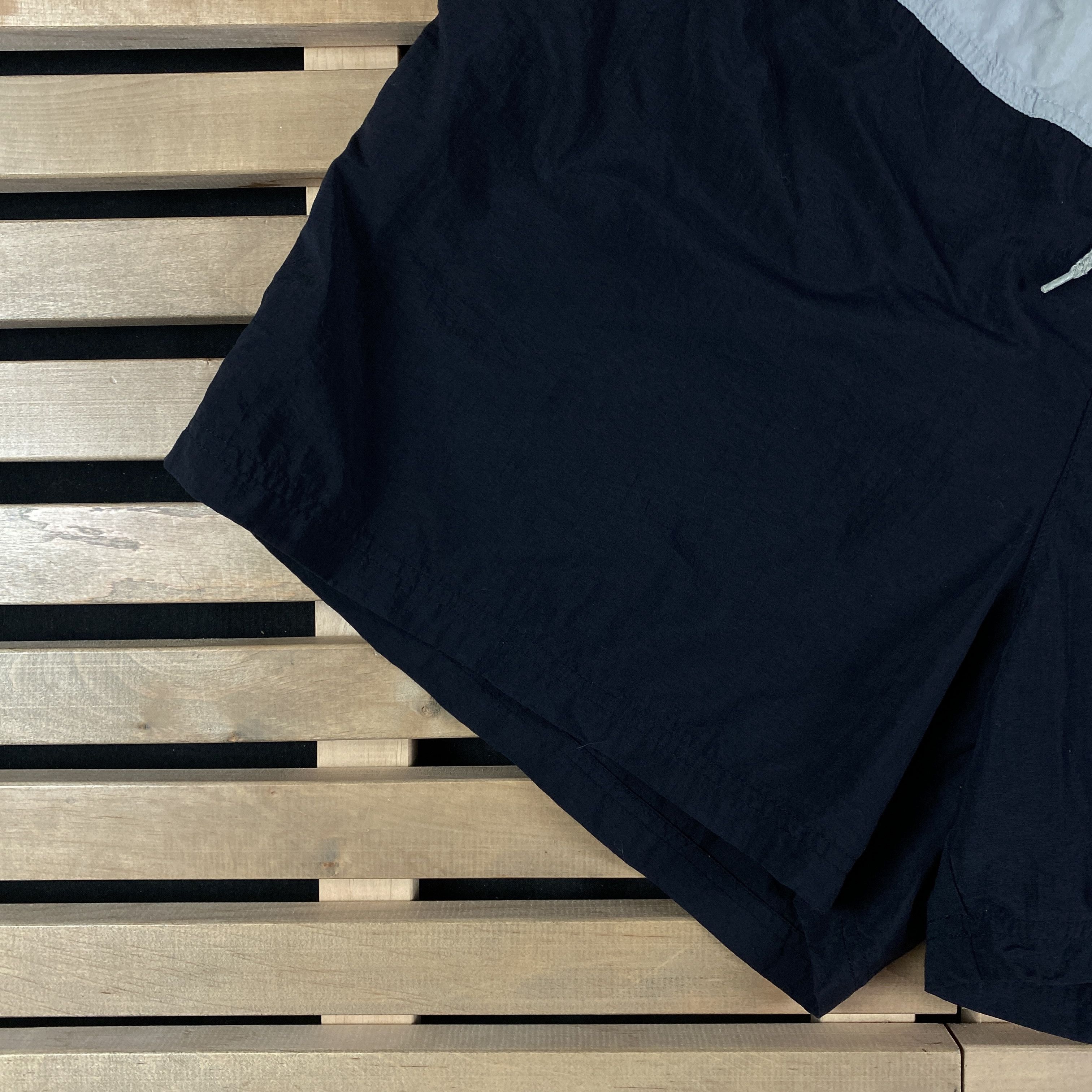 Adidas × Vintage Men’s Shorts Adidas Vintage Size XL Size US 34 / EU 50 - 3 Thumbnail