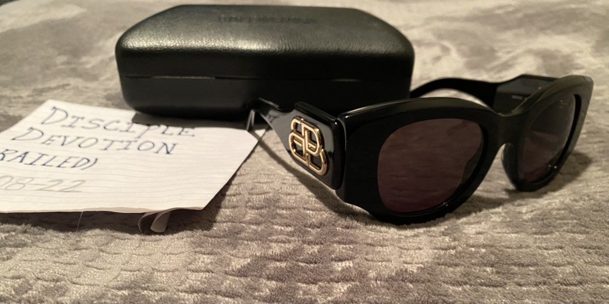 Balenciaga Balenciaga Paris Cat Sunglasses Size ONE SIZE - 4 Thumbnail