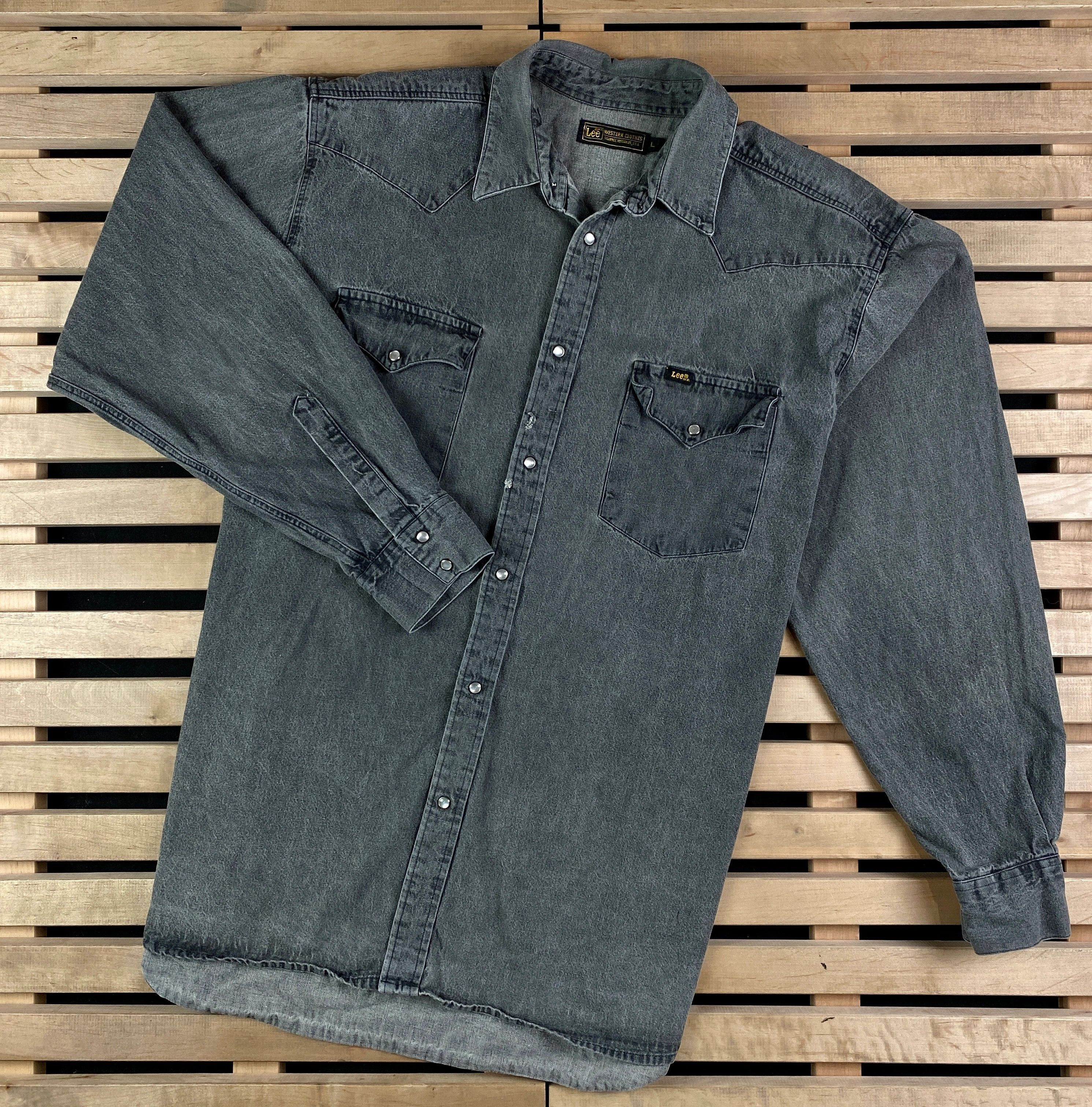 Lee × Vintage Mens Denim Shirt Long Sleeve Vintage Lee Size L Size US L / EU 52-54 / 3 - 1 Thumbnail