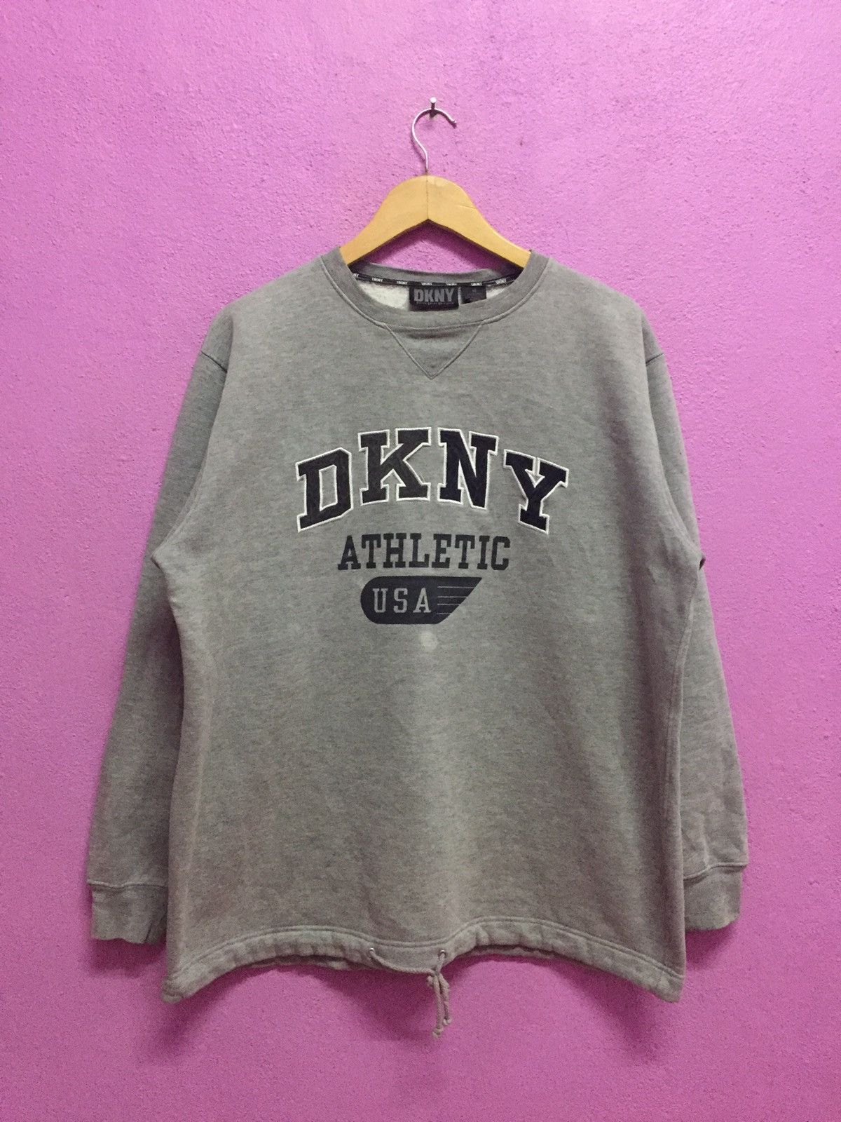 DKNY Vintage 90’s DKNY Athletic USA Sweatshirts Size M Size US M / EU 48-50 / 2 - 1 Thumbnail