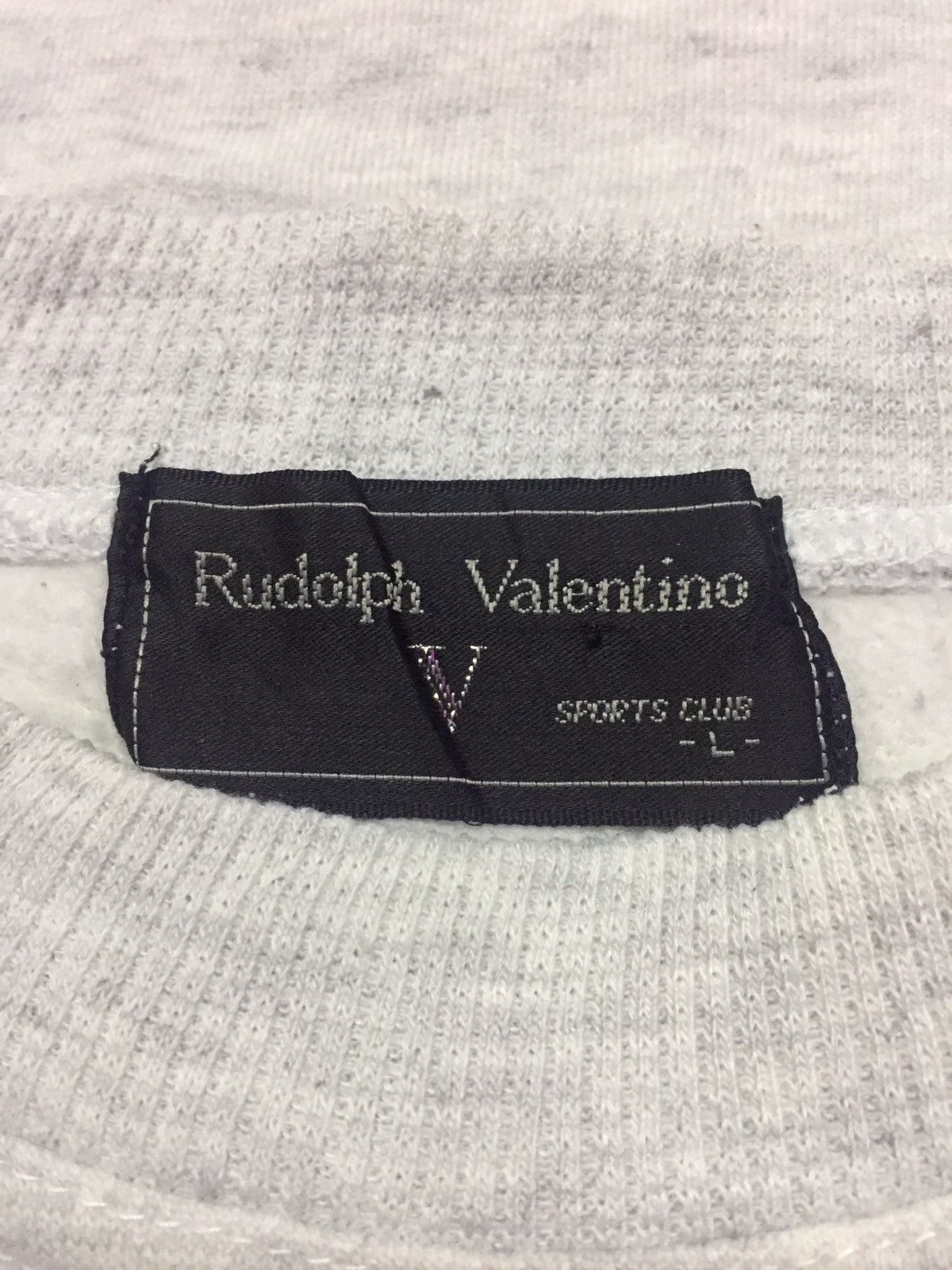 Valentino Vintage 90’s Rudolph Valentino Sports Sweatshirts Size L Size US L / EU 52-54 / 3 - 5 Thumbnail