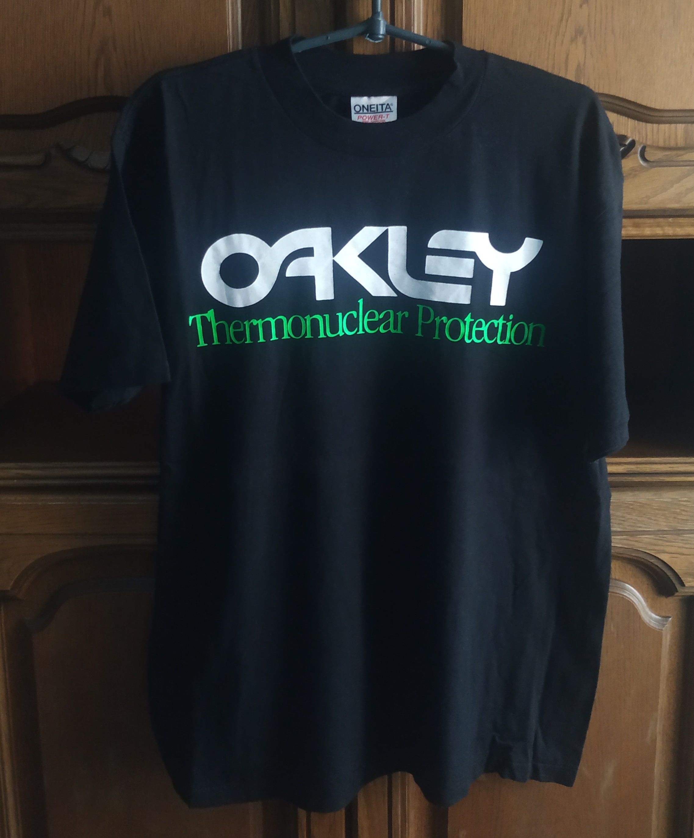Oakley Thermonuclear Protection t shirt vintage tee 80s 90s