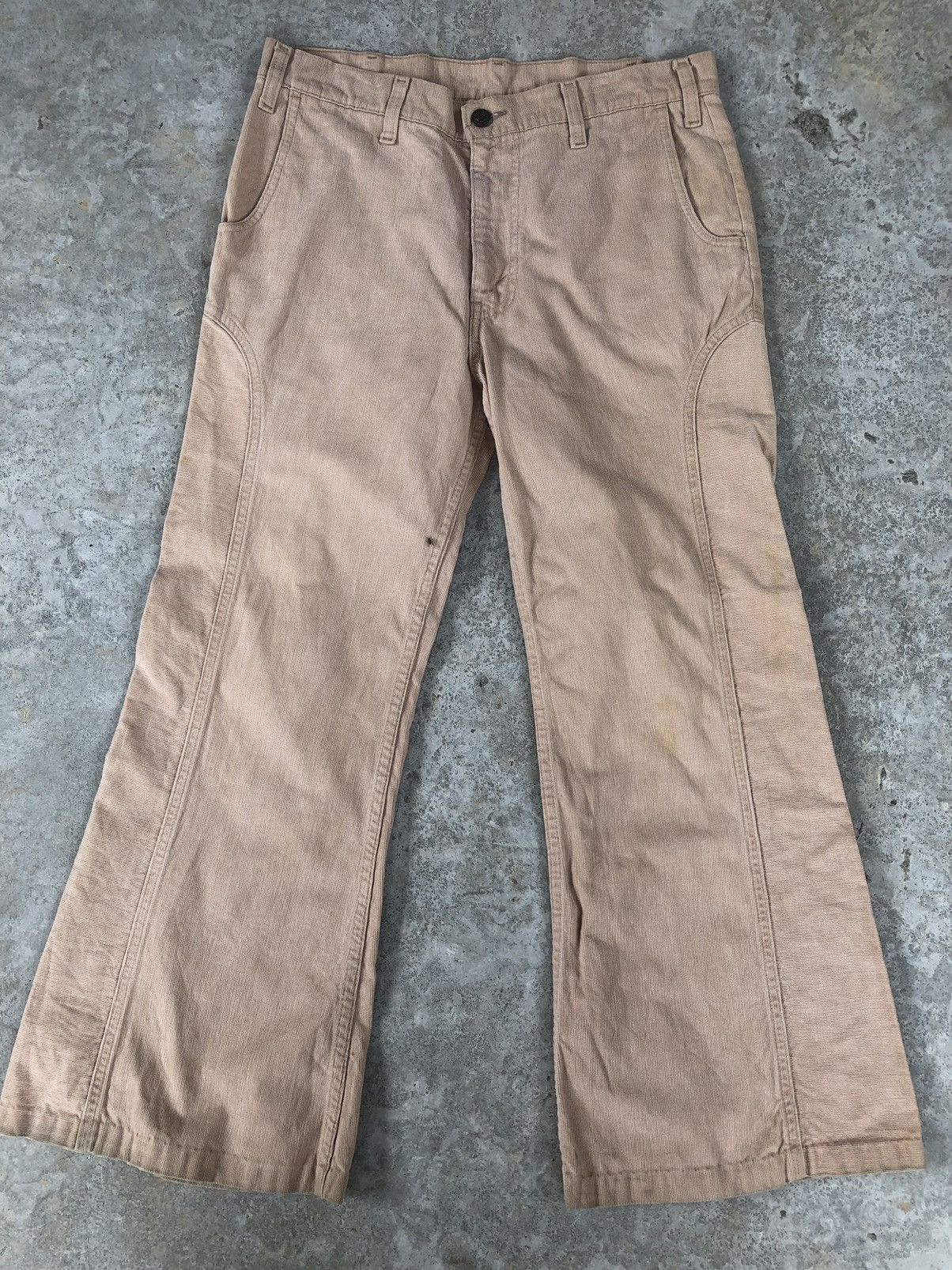If Six Was Nine vintage 70s Levi’s Corduroy flared pants Size US 33 - 1 Thumbnail