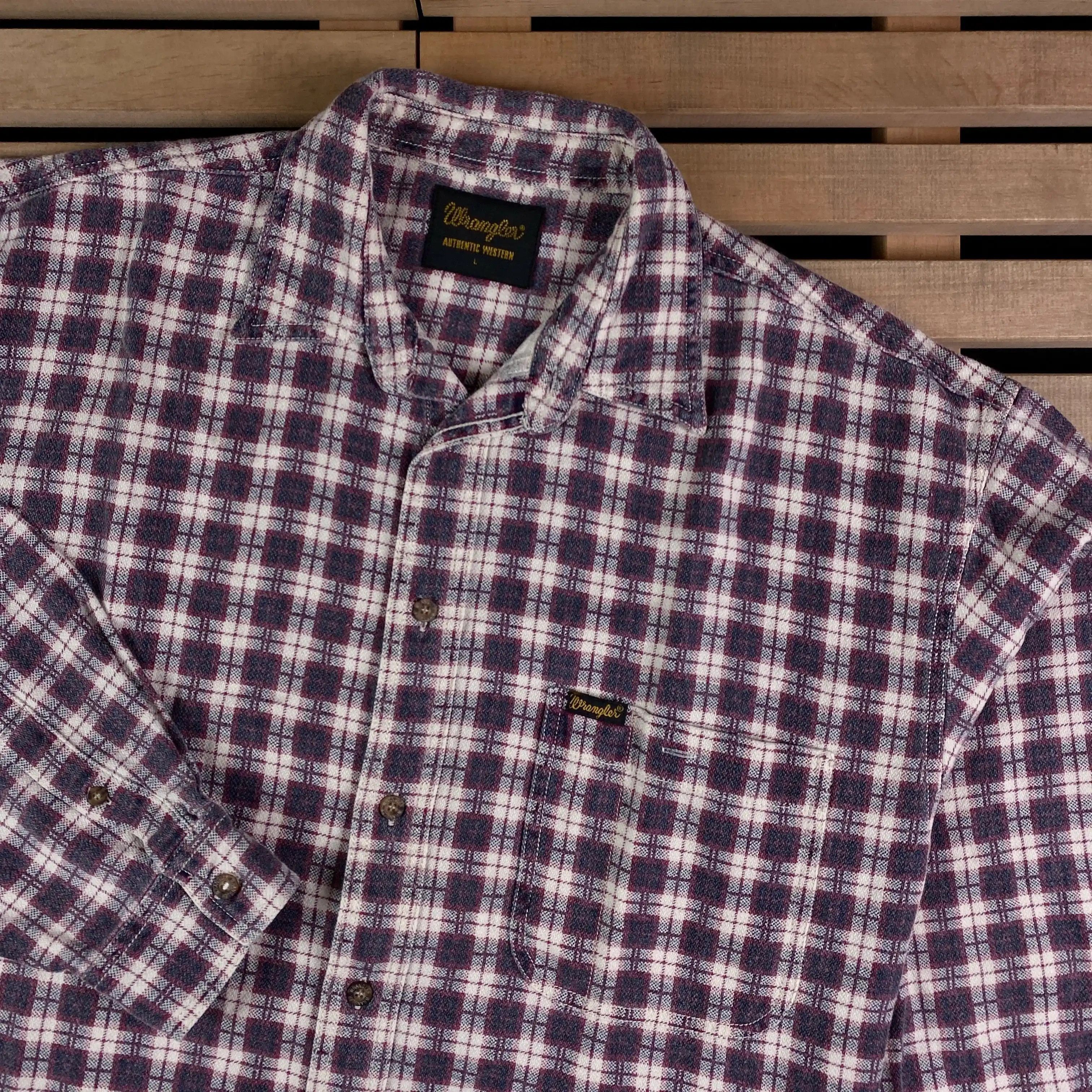 Vintage × Wrangler Mens Shirt Long Sleeve Wrangler Vintage Size L Size US L / EU 52-54 / 3 - 2 Thumbnail