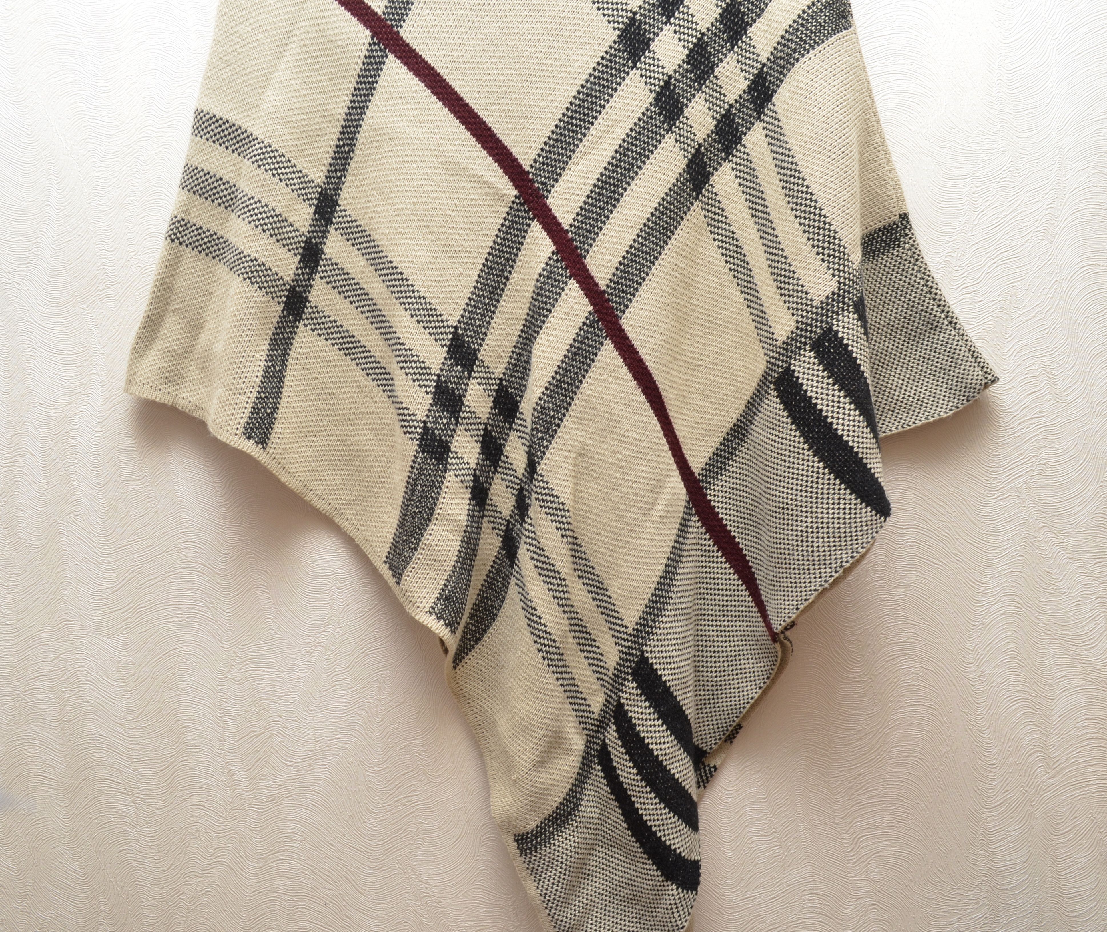 Burberry × Vintage Burberry Style Vintage Nova Check Poncho Wool Blend Size ONE SIZE - 6 Thumbnail
