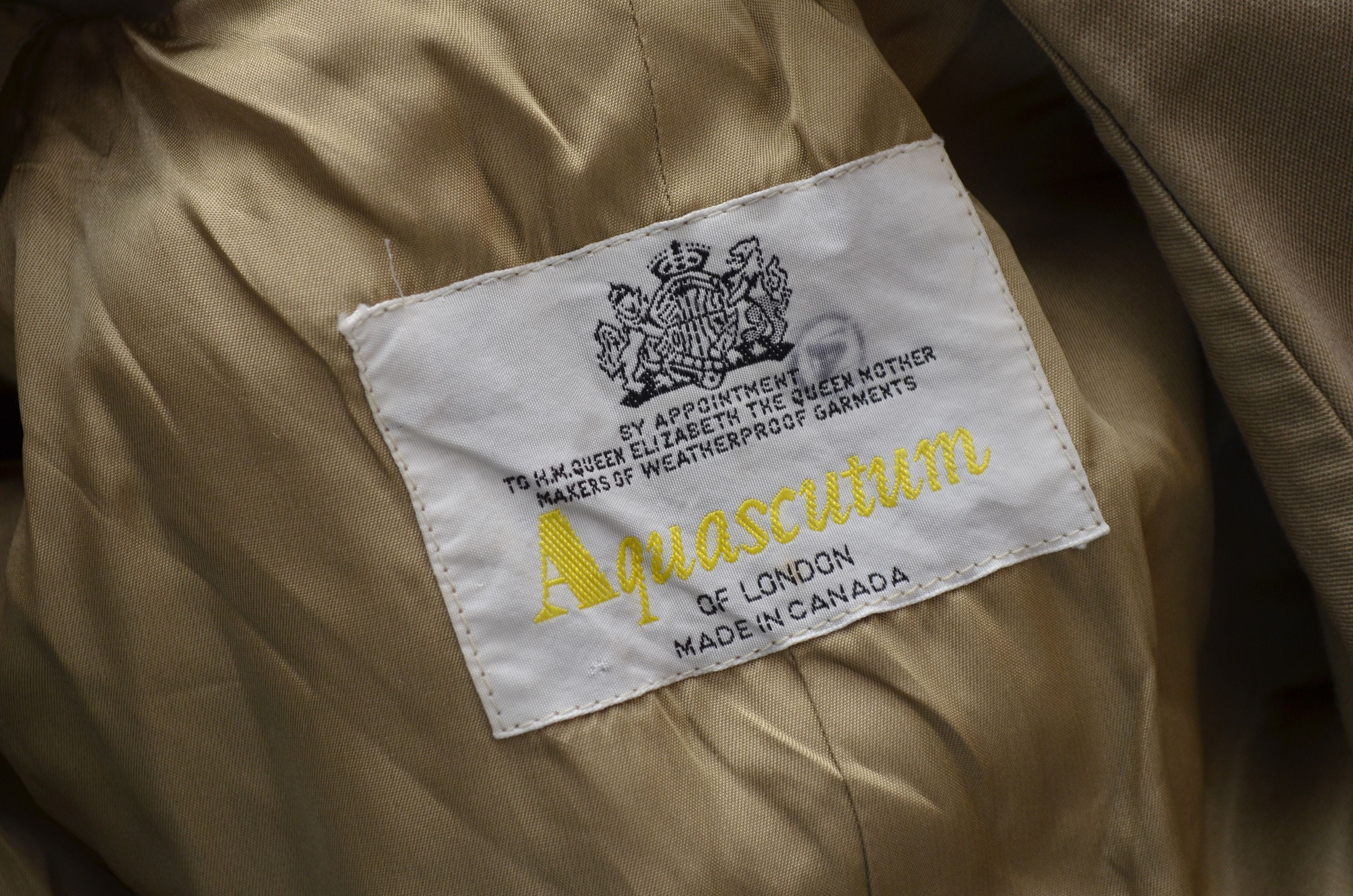 Aquascutum × Vintage Vintage Aquascutum Check Belted Trench Coat 90s y2k Size US L / EU 52-54 / 3 - 9 Thumbnail