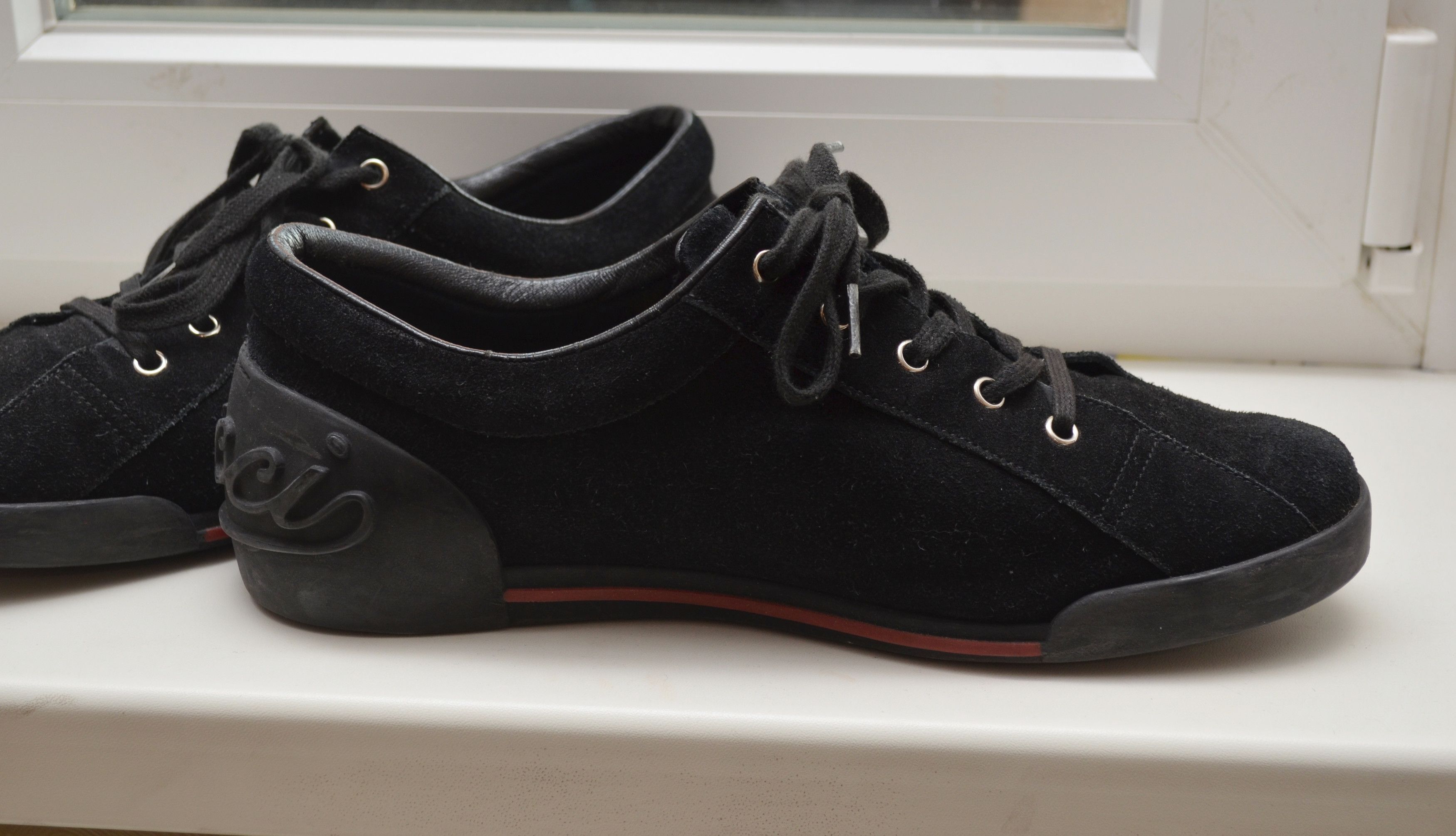 Gucci GUCCI GG Black Suede Logo Embellished Low Top Sneakers Size US 9.5 / EU 42-43 - 7 Thumbnail