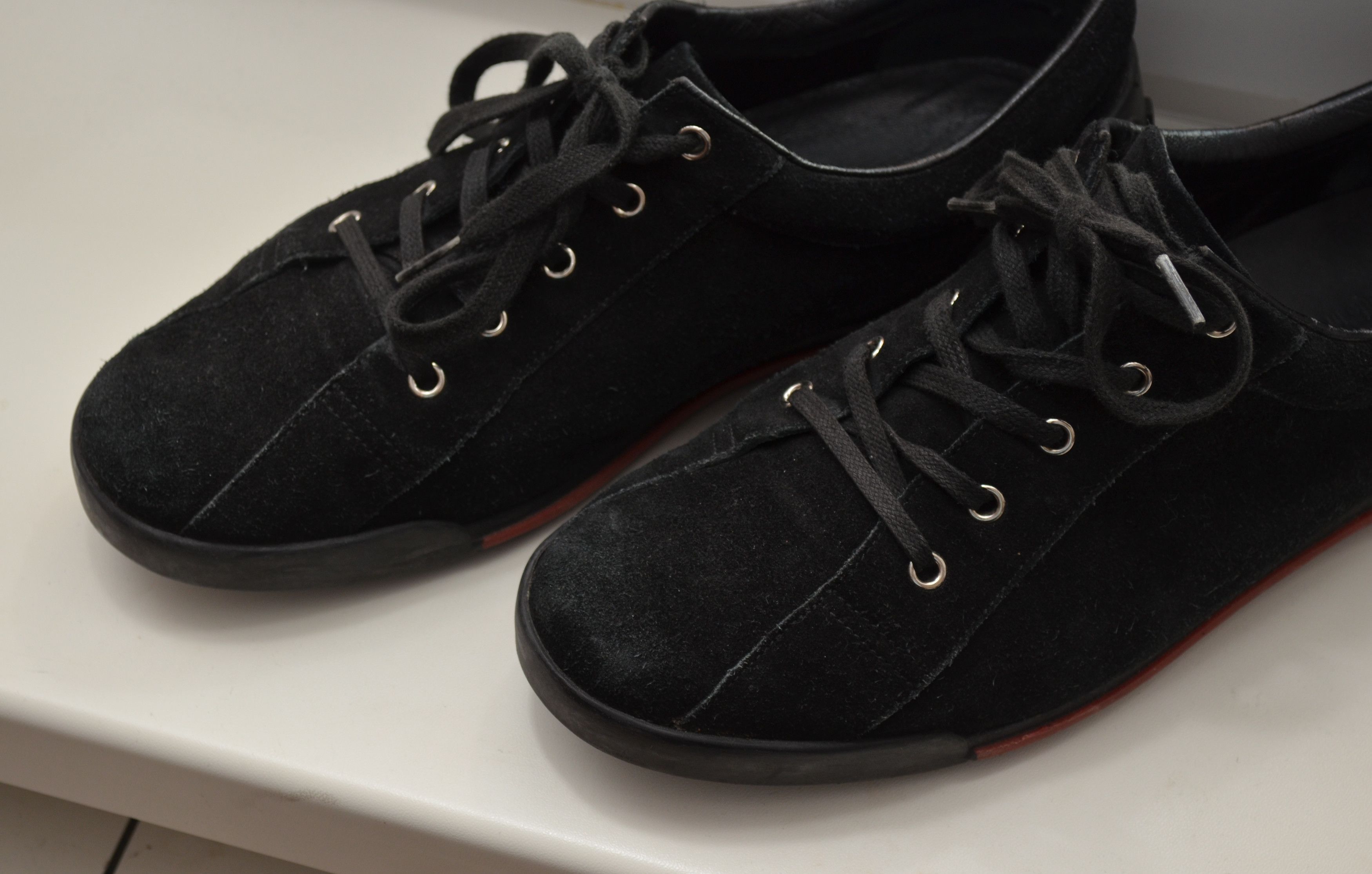Gucci GUCCI GG Black Suede Logo Embellished Low Top Sneakers Size US 9.5 / EU 42-43 - 8 Thumbnail
