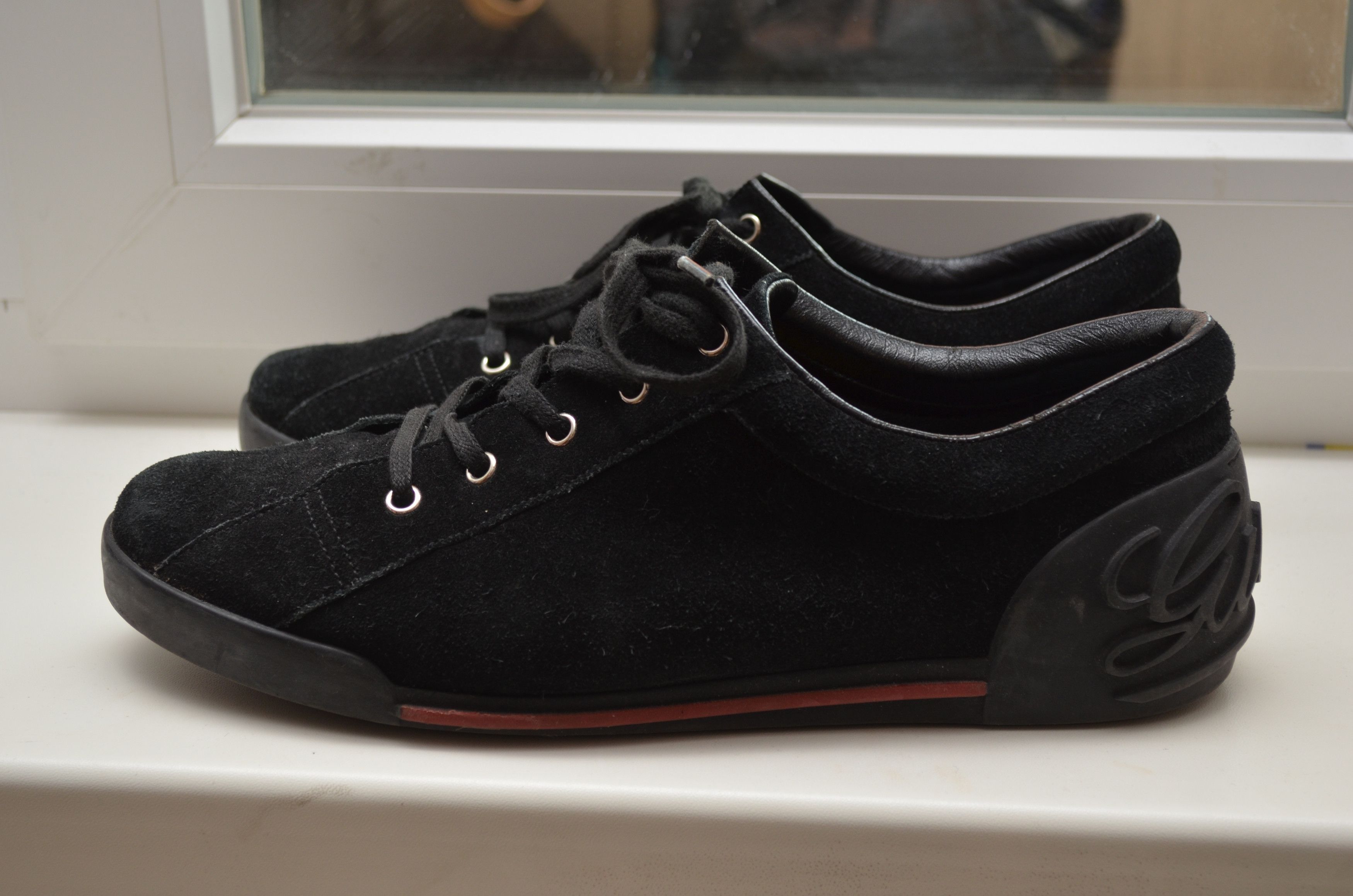 Gucci GUCCI GG Black Suede Logo Embellished Low Top Sneakers Size US 9.5 / EU 42-43 - 4 Thumbnail