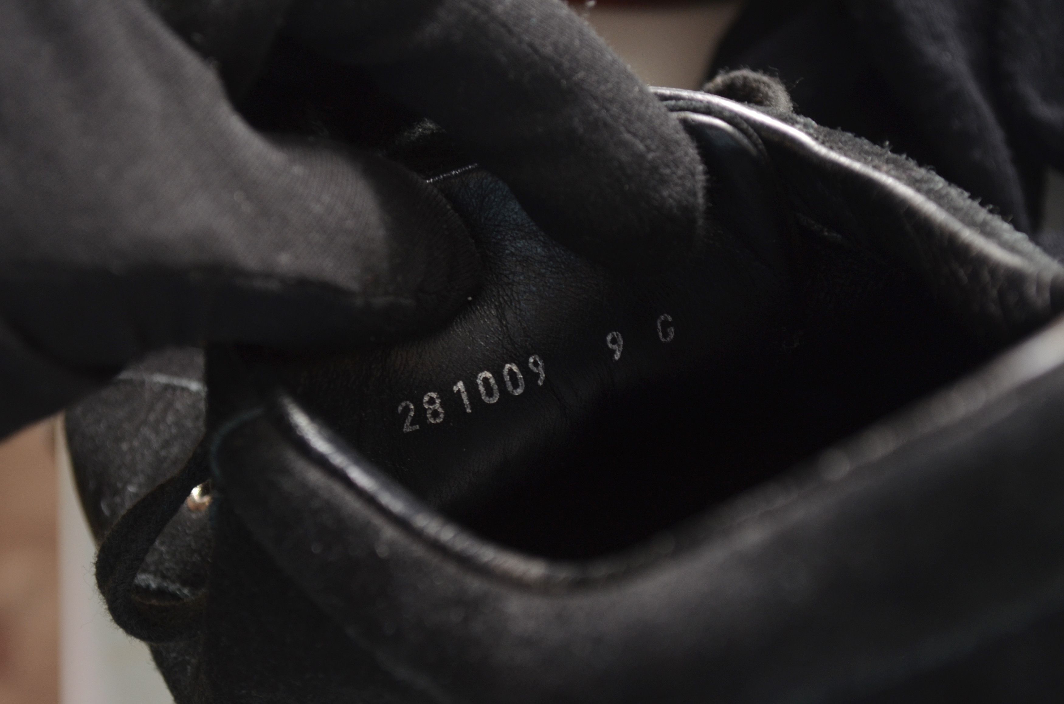 Gucci GUCCI GG Black Suede Logo Embellished Low Top Sneakers Size US 9.5 / EU 42-43 - 14 Thumbnail