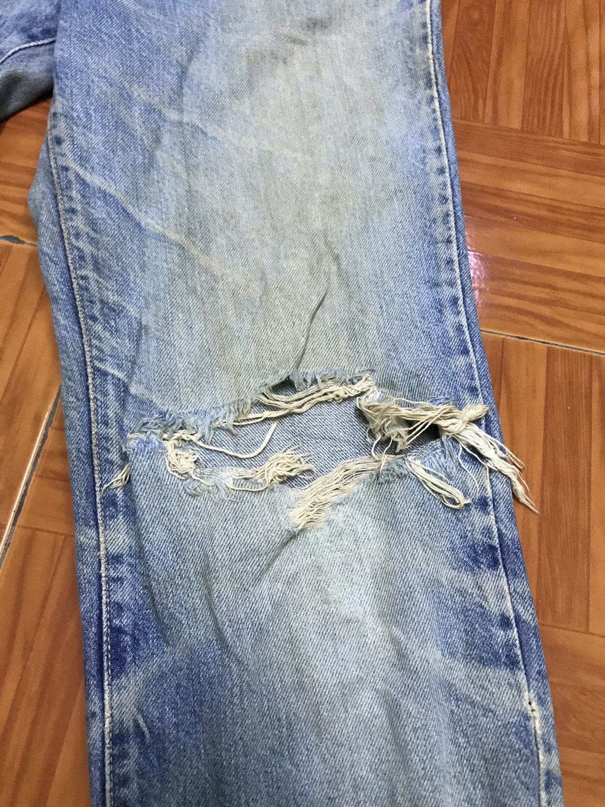 Edwin Vintage Distressed Blue Jeans – Faded Wash with Knee Rips Size US 30 / EU 46 - 5 Thumbnail