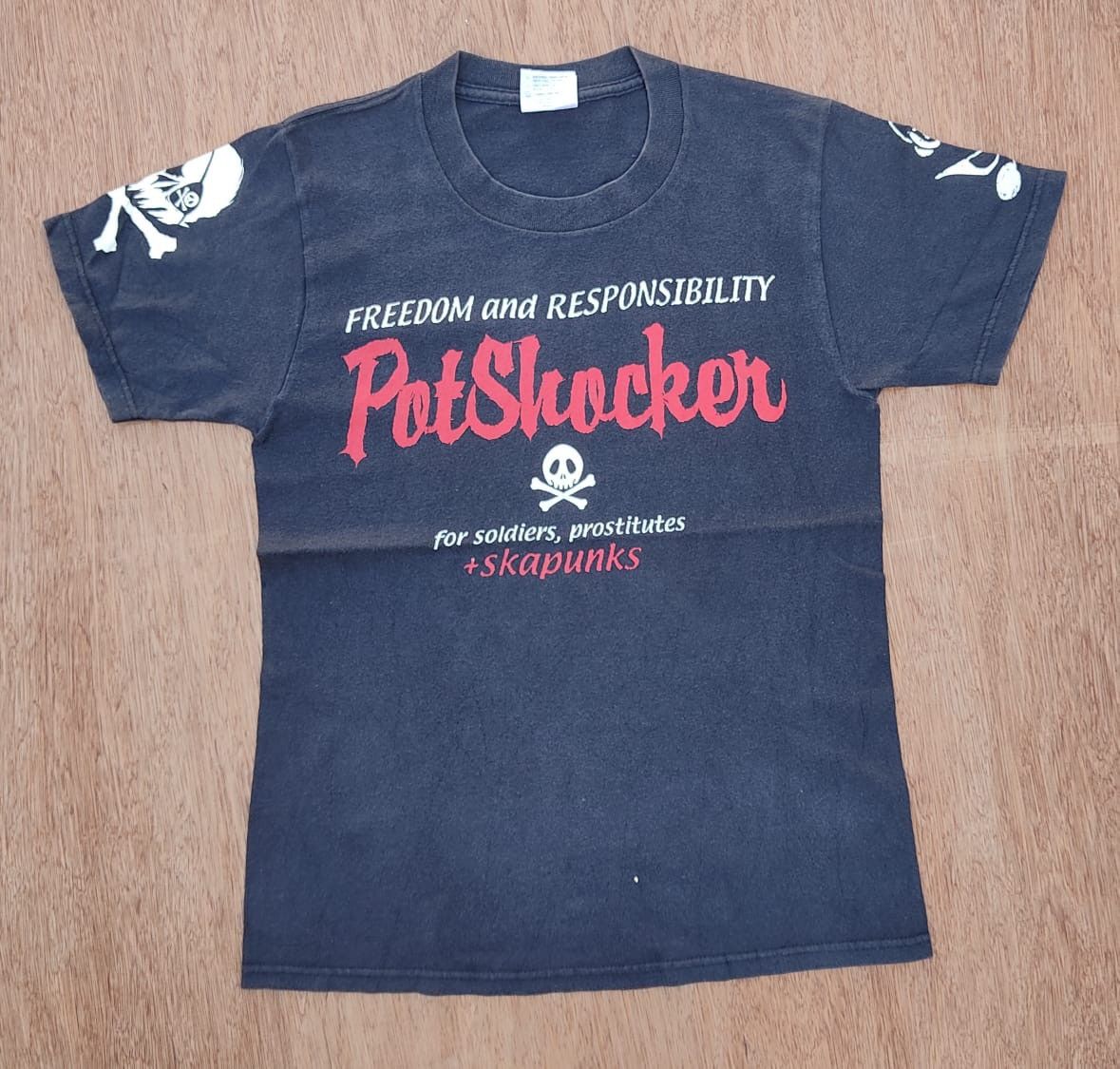 Band Tees × Vintage vintage tee band B20 skapunk horrorpunks PotShot Shocker Size US S / EU 44-46 / 1 - 1 Thumbnail