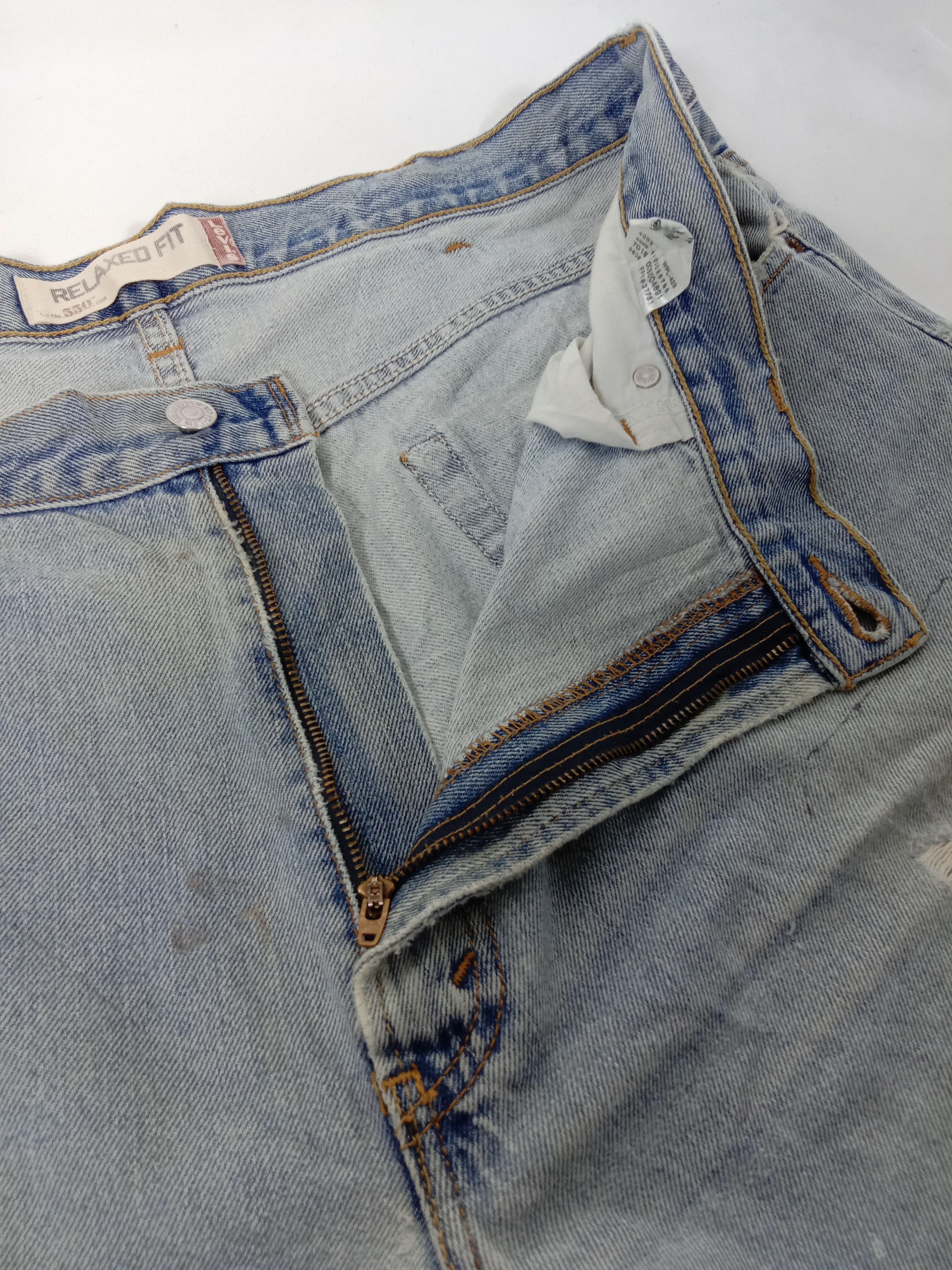 Levi's Vintage Levi's 550 Jeans Light Wash Distressed Denim Size US 40 / EU 56 - 10 Thumbnail