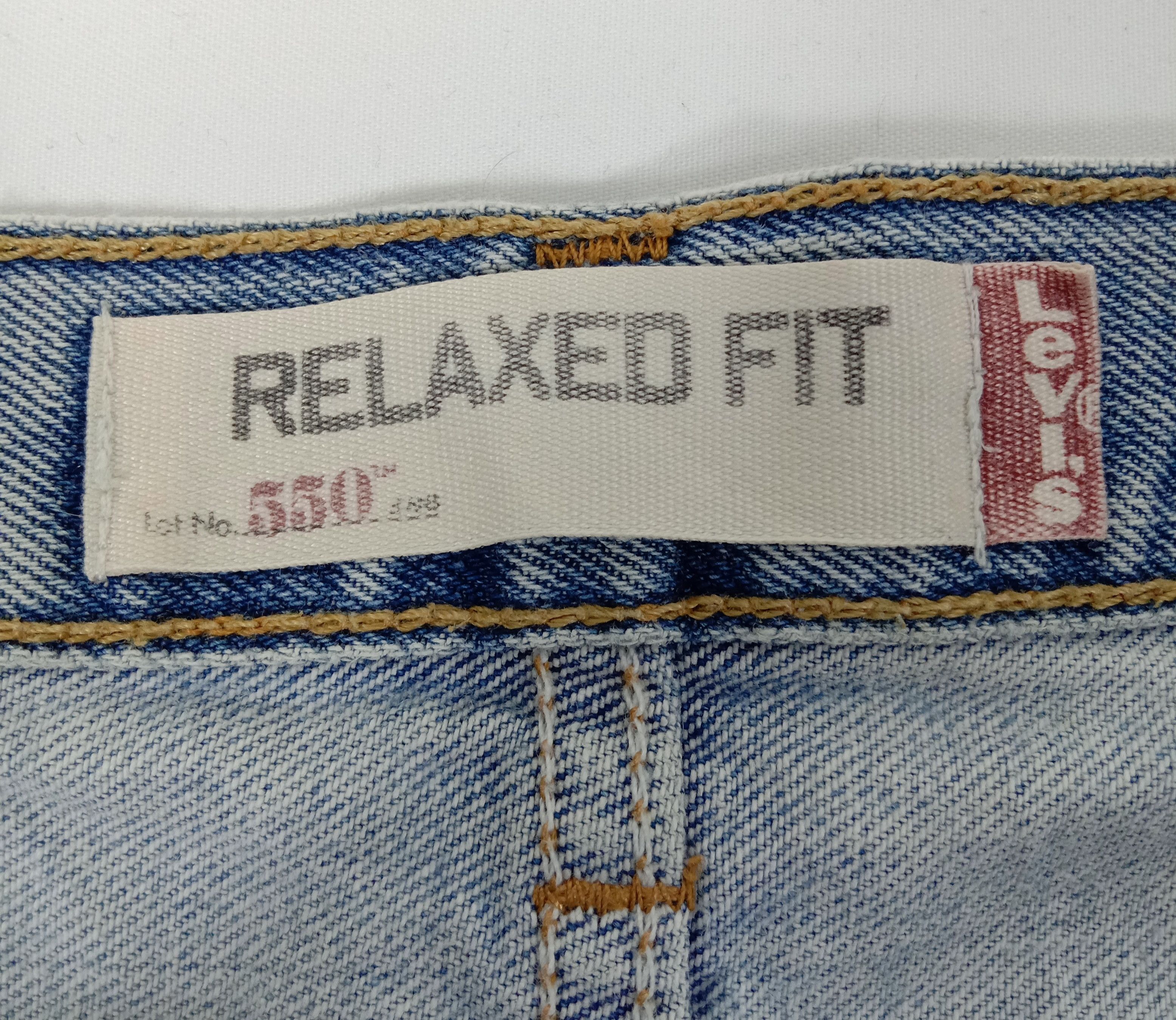 Levi's Vintage Levi's 550 Jeans Light Wash Distressed Denim Size US 40 / EU 56 - 15 Thumbnail