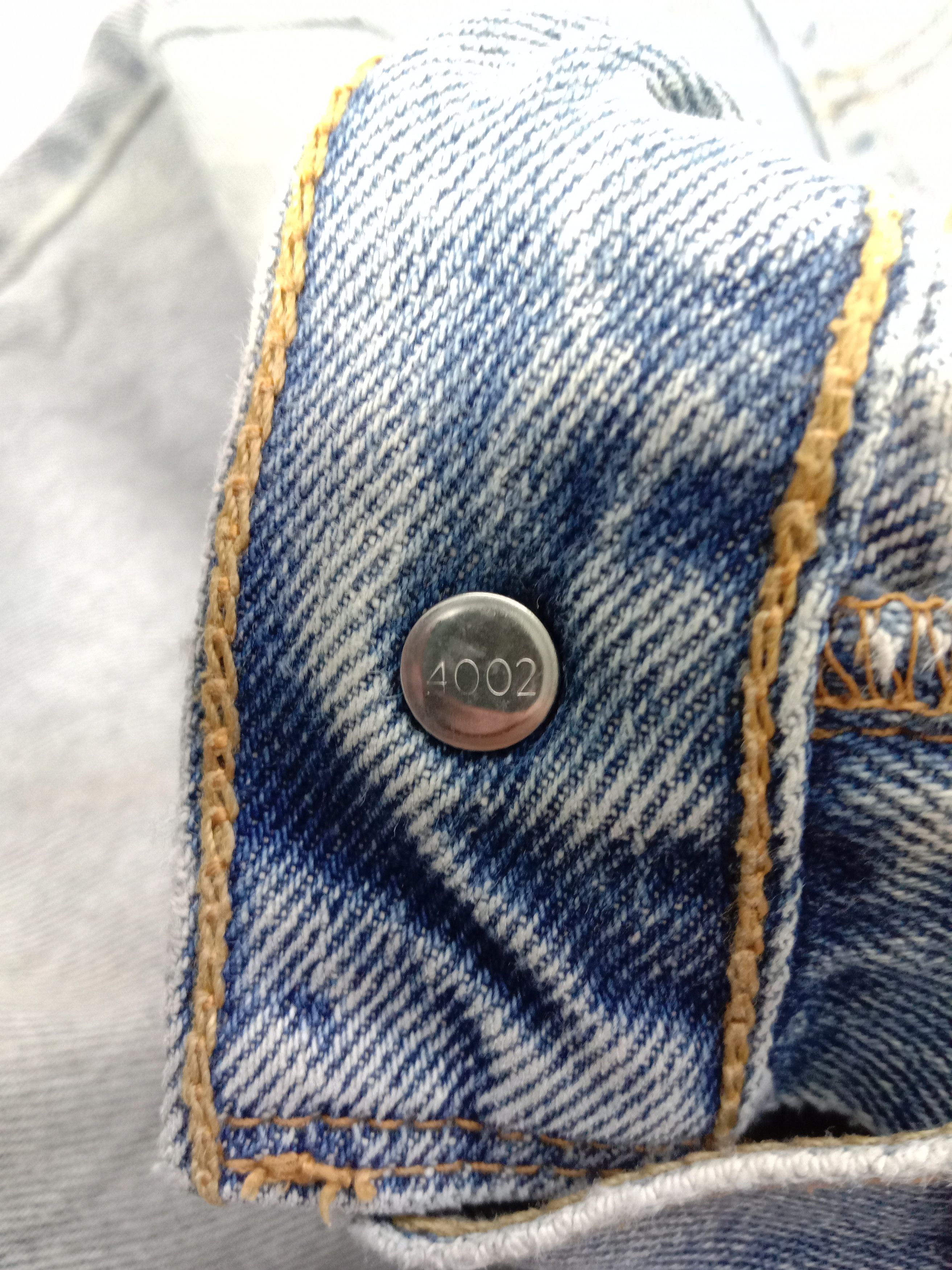 Levi's Vintage Levi's 550 Jeans Light Wash Distressed Denim Size US 40 / EU 56 - 12 Thumbnail