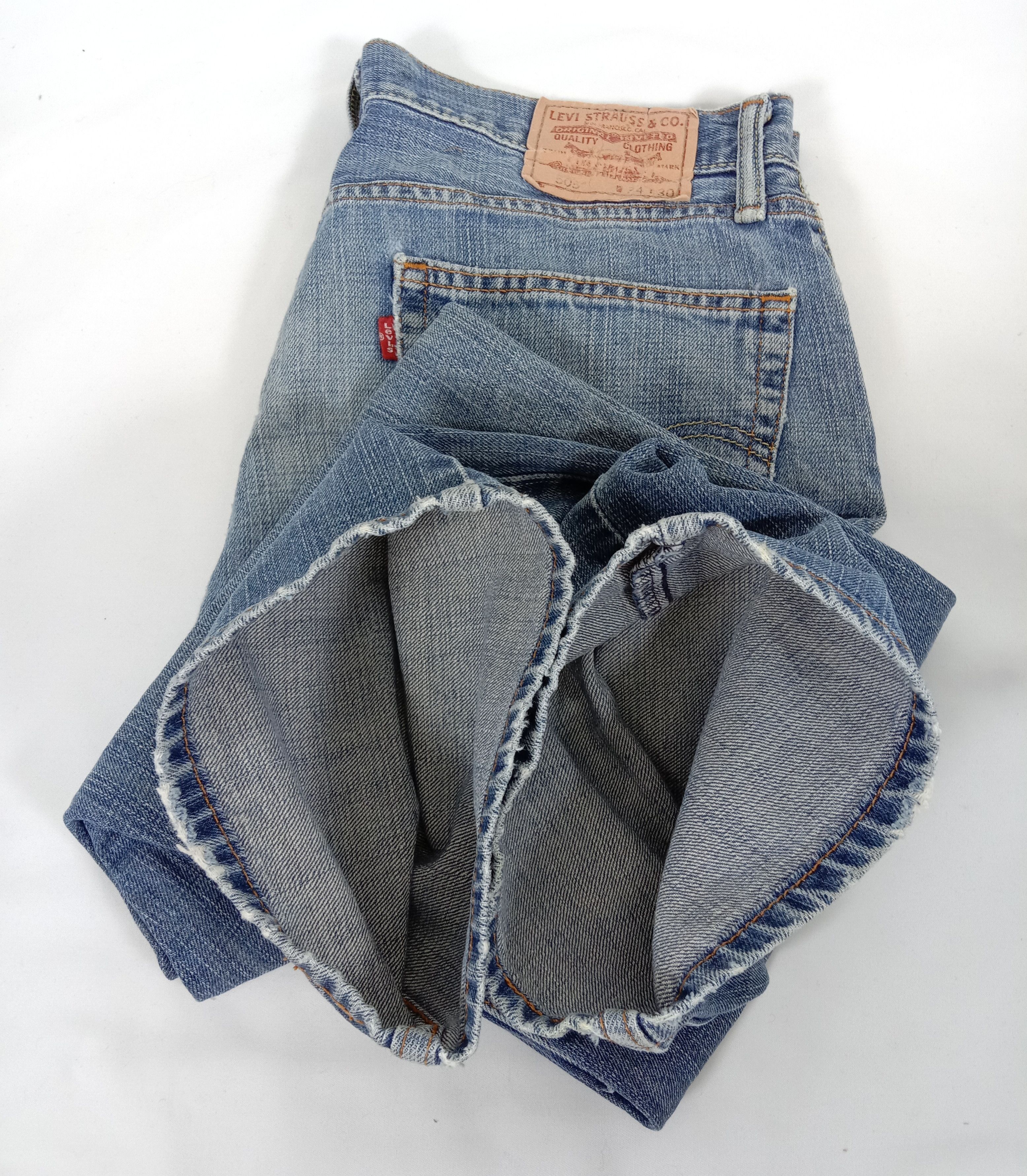 Levi's Vintage Levi's 505 Jeans Straight Fit Distressed Denim Size US 34 / EU 50 - 18 Thumbnail
