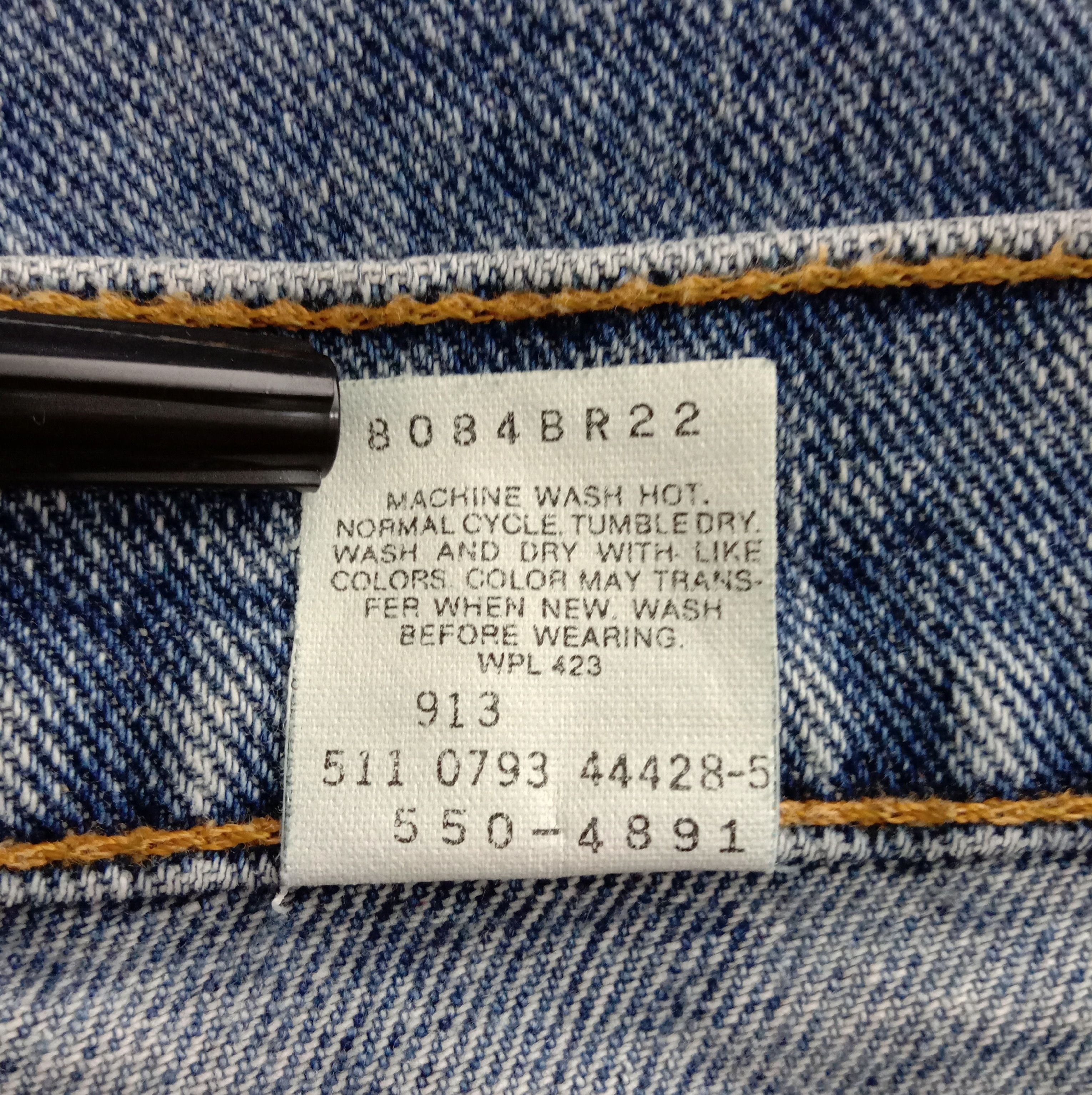 Levi's Vintage 90s Levi’s 550 Jeans Blue Wash Denim Size US 36 / EU 52 - 14 Thumbnail