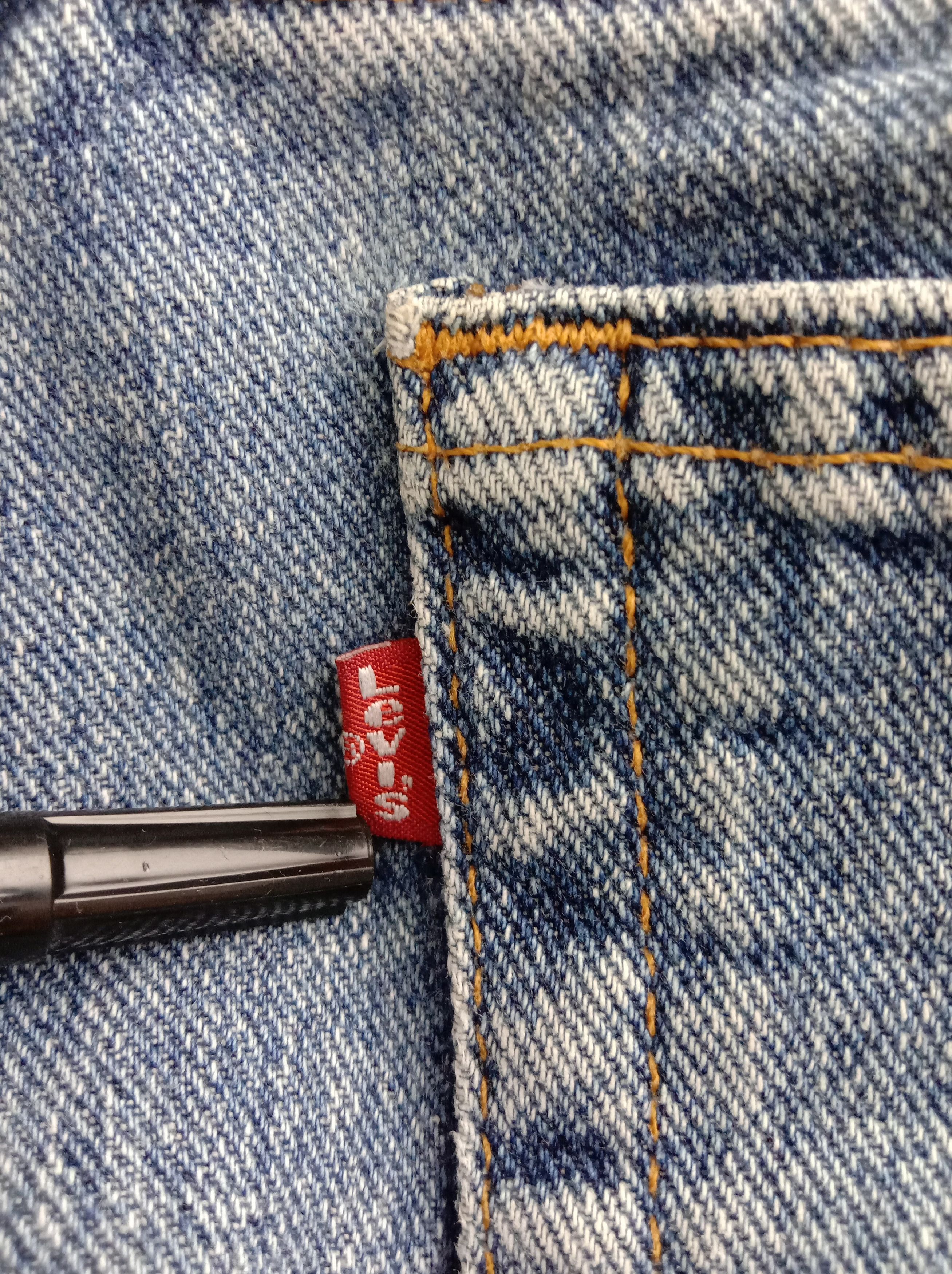 Levi's Vintage 90s Levi’s 550 Jeans Blue Wash Denim Size US 36 / EU 52 - 13 Thumbnail