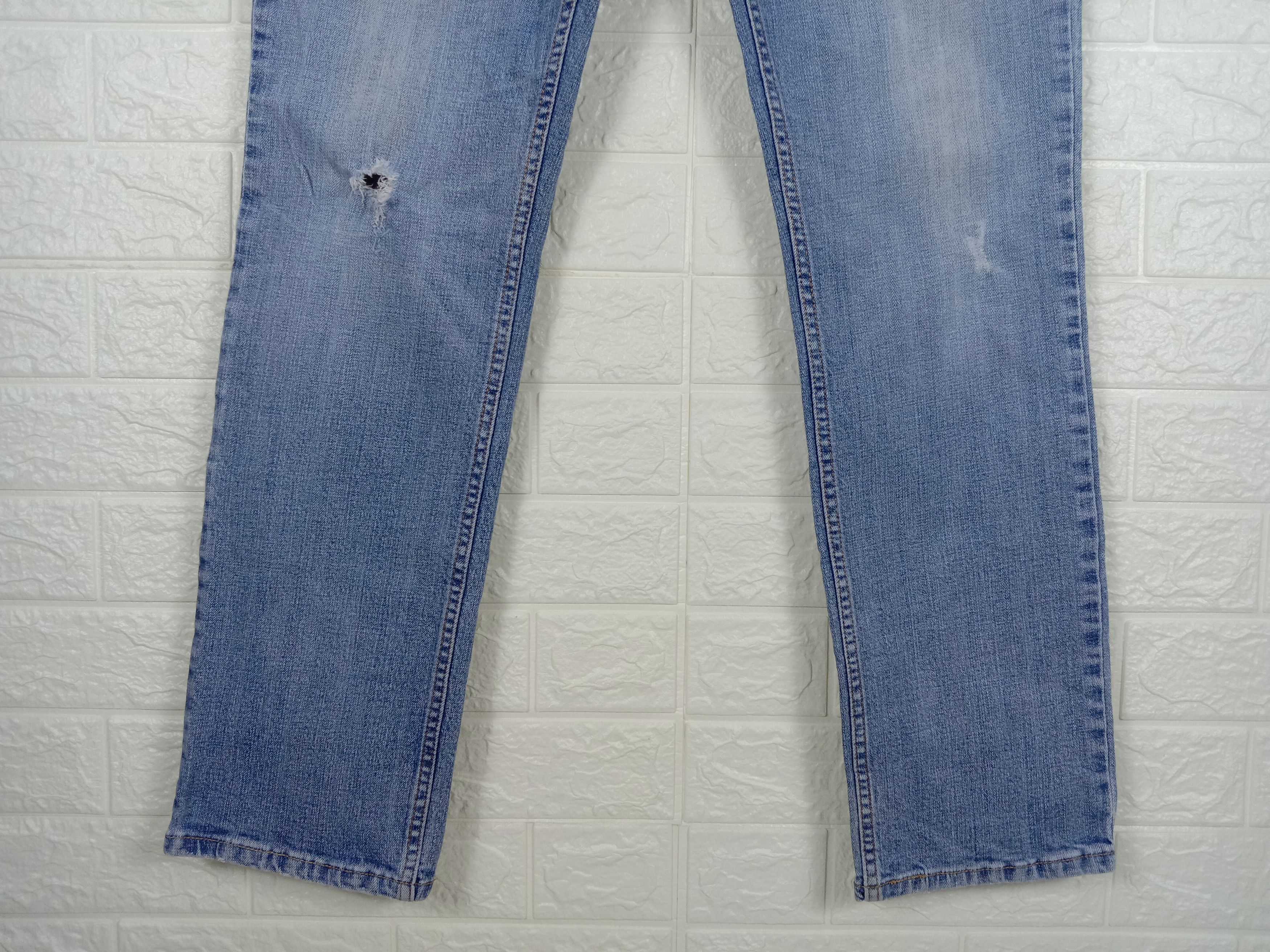 Levi's Vintage Levi's 526 Jeans Slender Straight Light Wash Denim Size 34" / US 12 / IT 48 - 4 Thumbnail