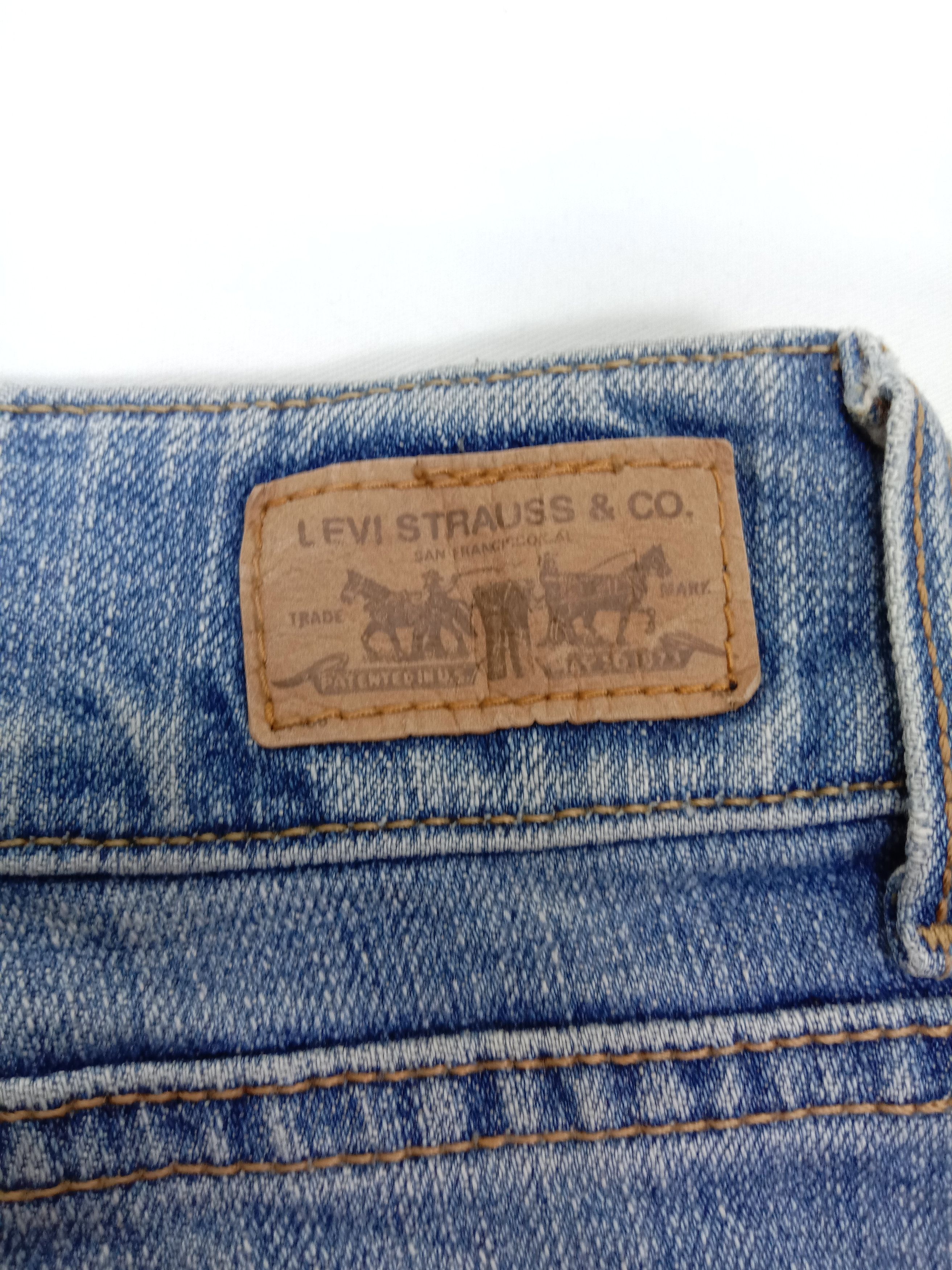 Levi's Vintage Levi's 526 Jeans Slender Straight Light Wash Denim Size 34" / US 12 / IT 48 - 17 Thumbnail