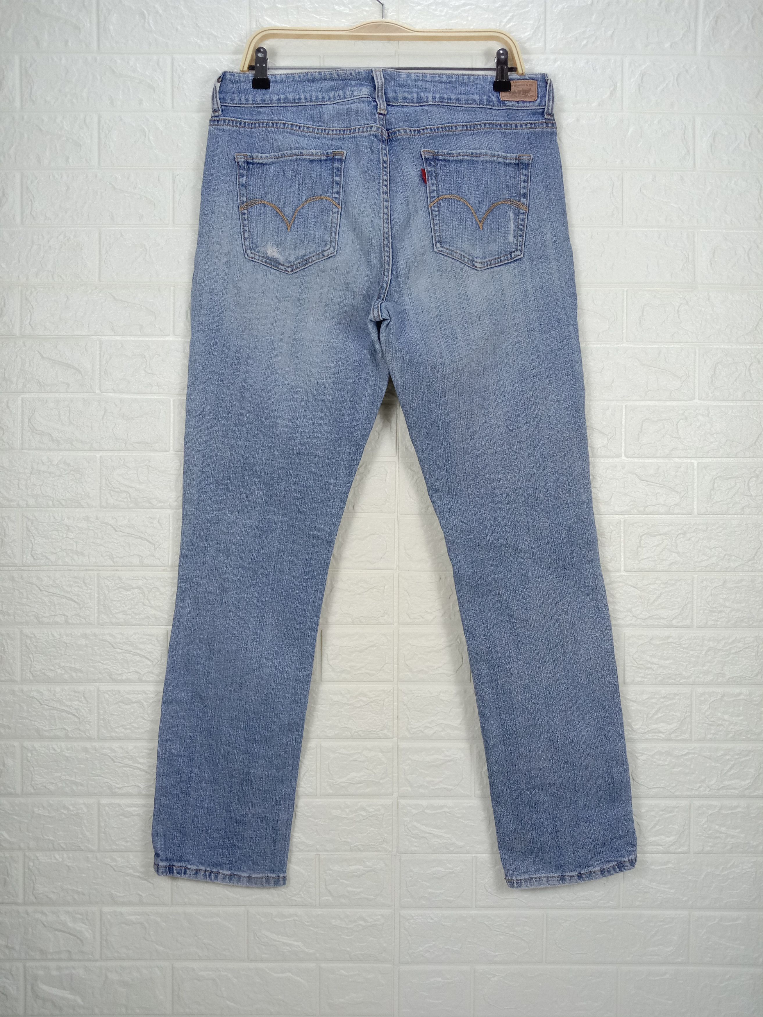 Levi's Vintage Levi's 526 Jeans Slender Straight Light Wash Denim Size 34" / US 12 / IT 48 - 5 Thumbnail