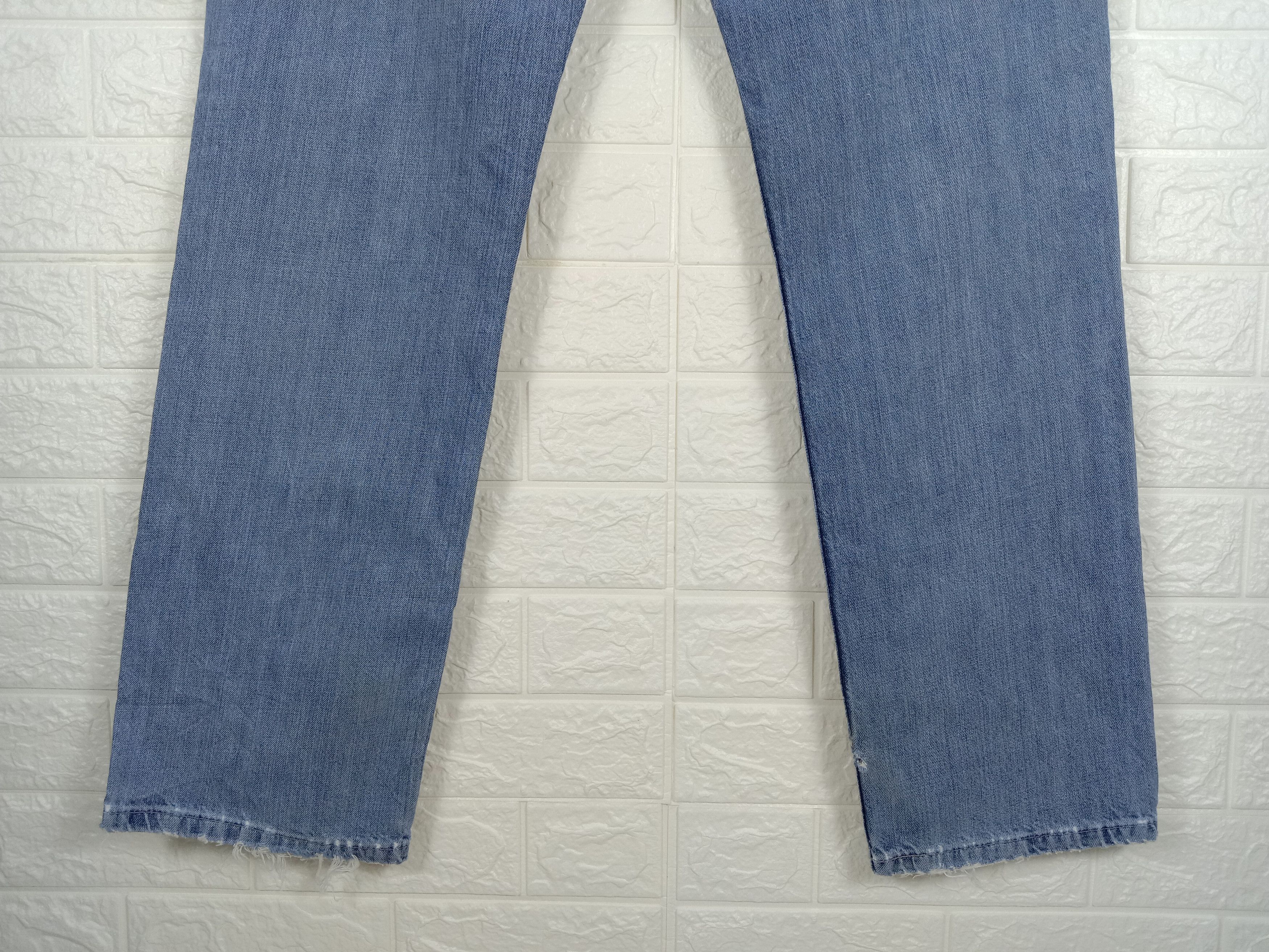 Levi's Vintage Levi's 514 Jeans Light Wash Distressed Denim Size US 34 / EU 50 - 8 Thumbnail