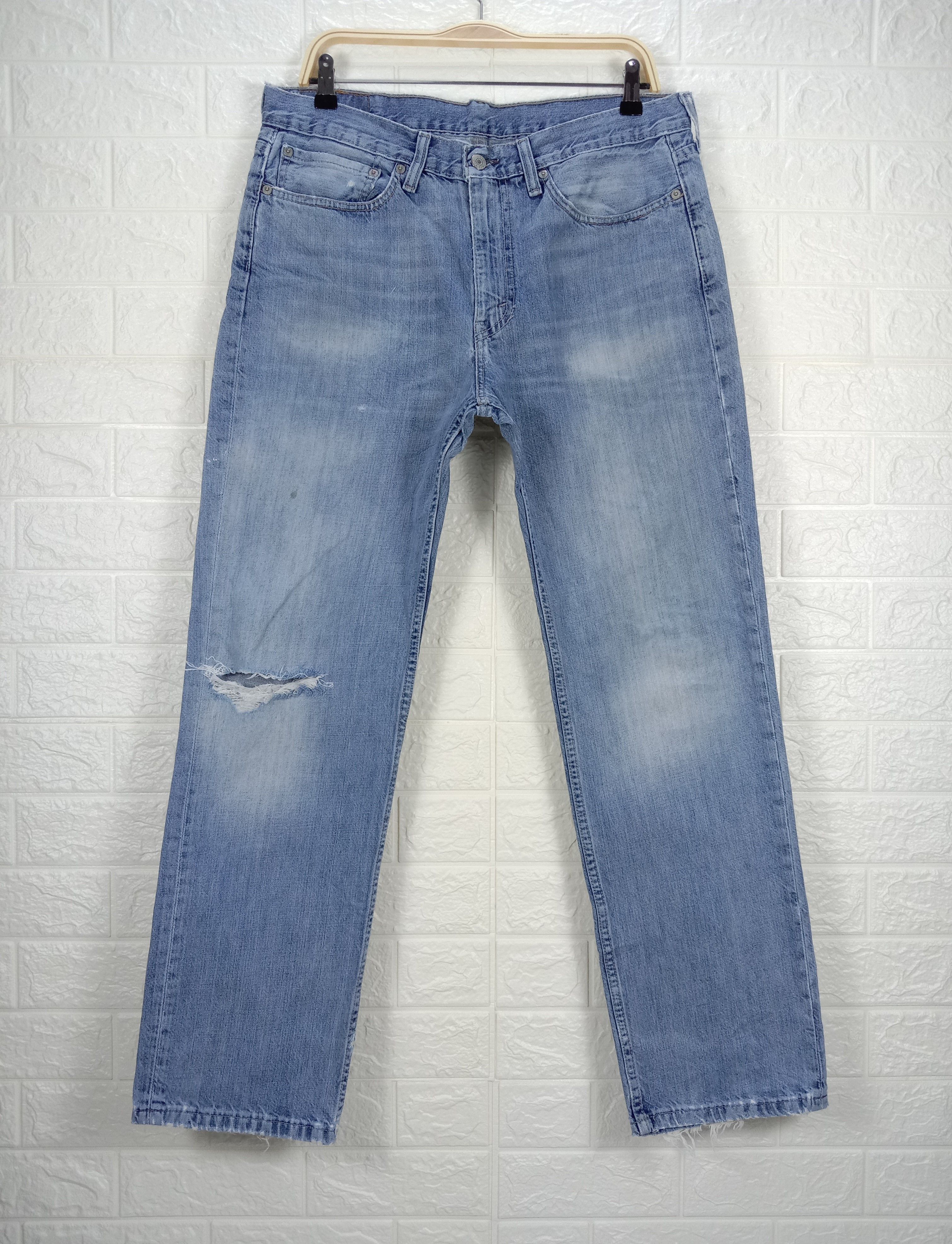 Levi's Vintage Levi's 514 Jeans Light Wash Distressed Denim Size US 34 / EU 50 - 1 Thumbnail