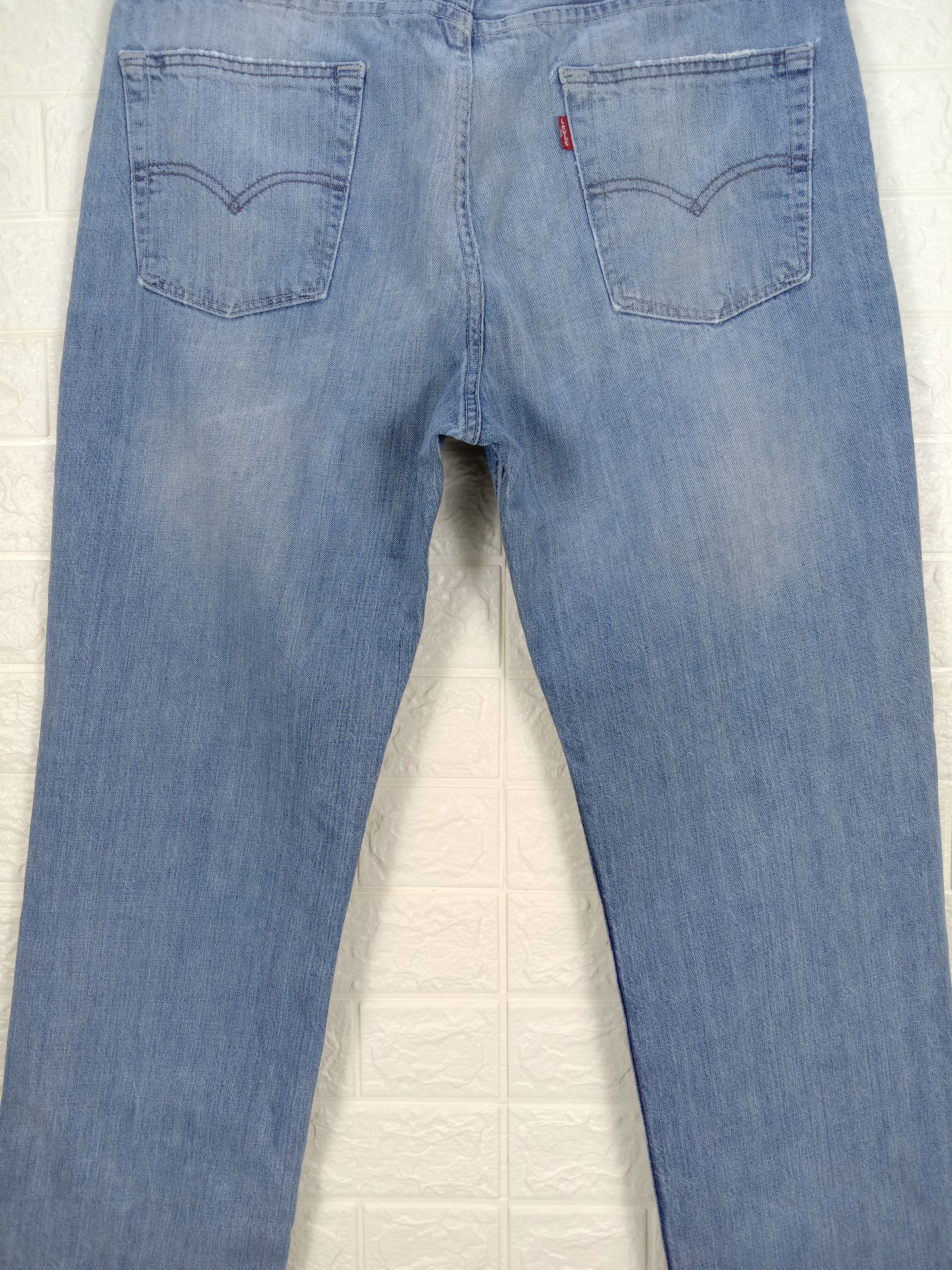 Levi's Vintage Levi's 514 Jeans Light Wash Distressed Denim Size US 34 / EU 50 - 7 Thumbnail