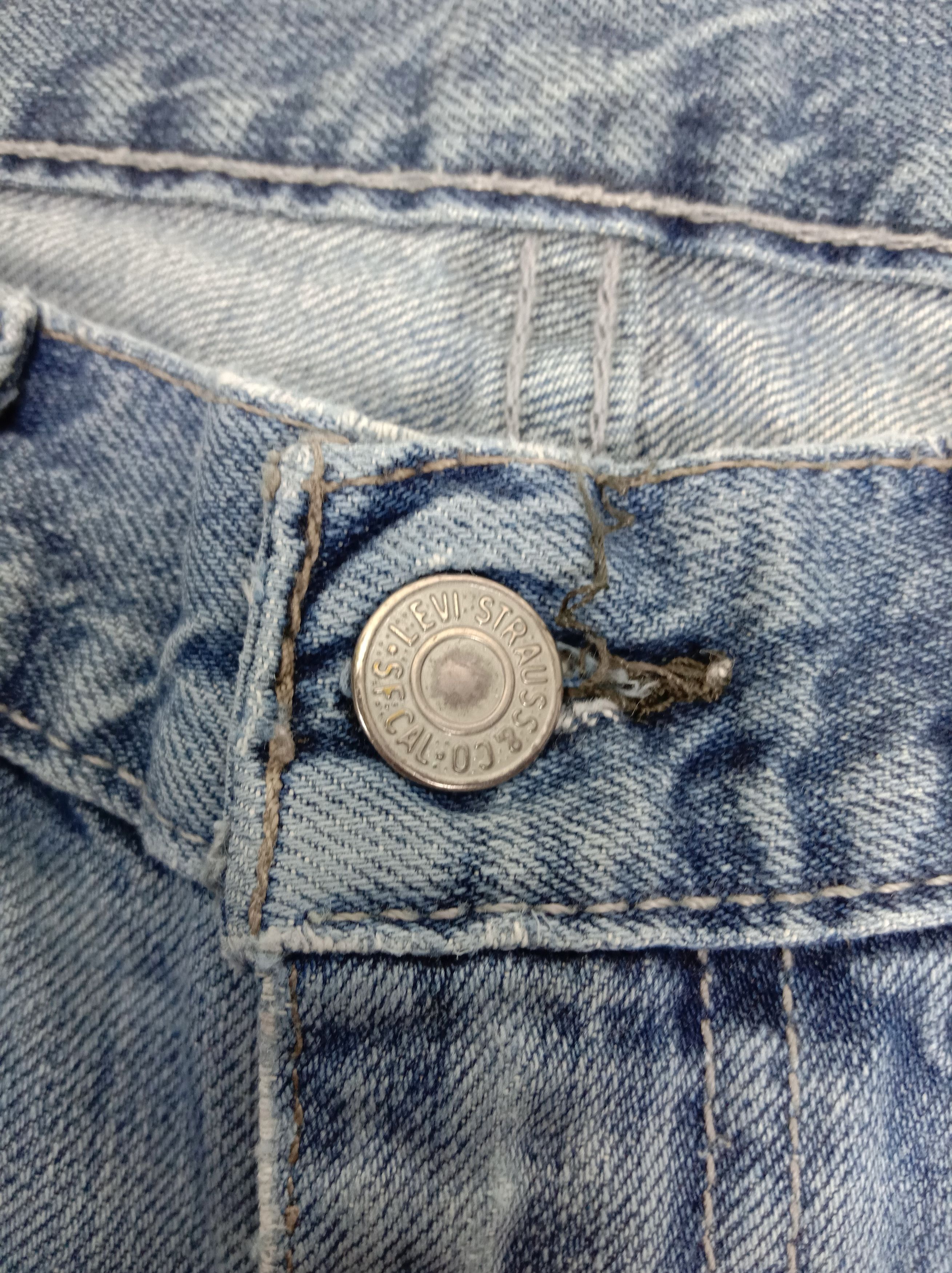 Levi's Vintage Levi's 514 Jeans Light Wash Distressed Denim Size US 34 / EU 50 - 11 Thumbnail