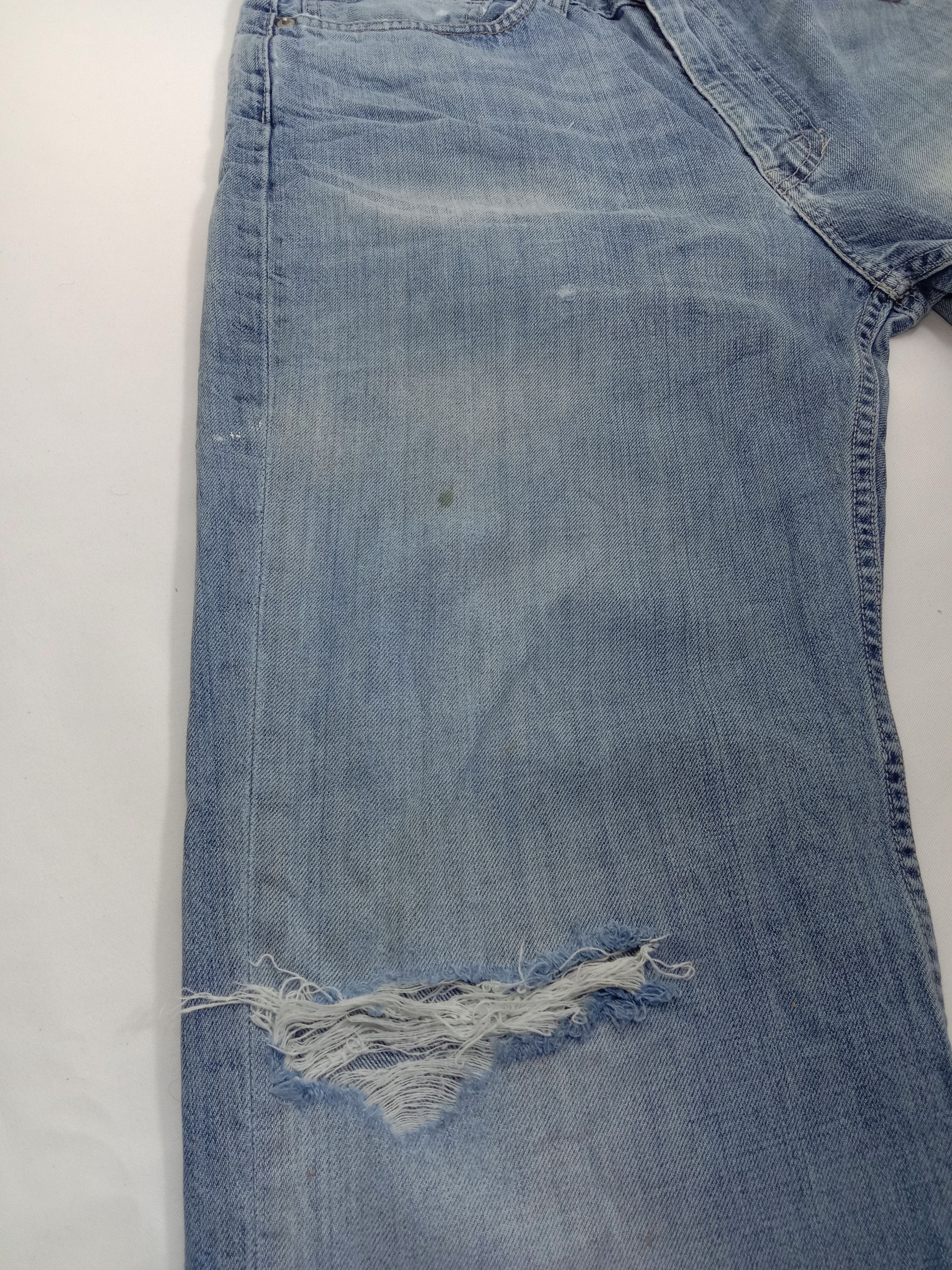 Levi's Vintage Levi's 514 Jeans Light Wash Distressed Denim Size US 34 / EU 50 - 9 Thumbnail