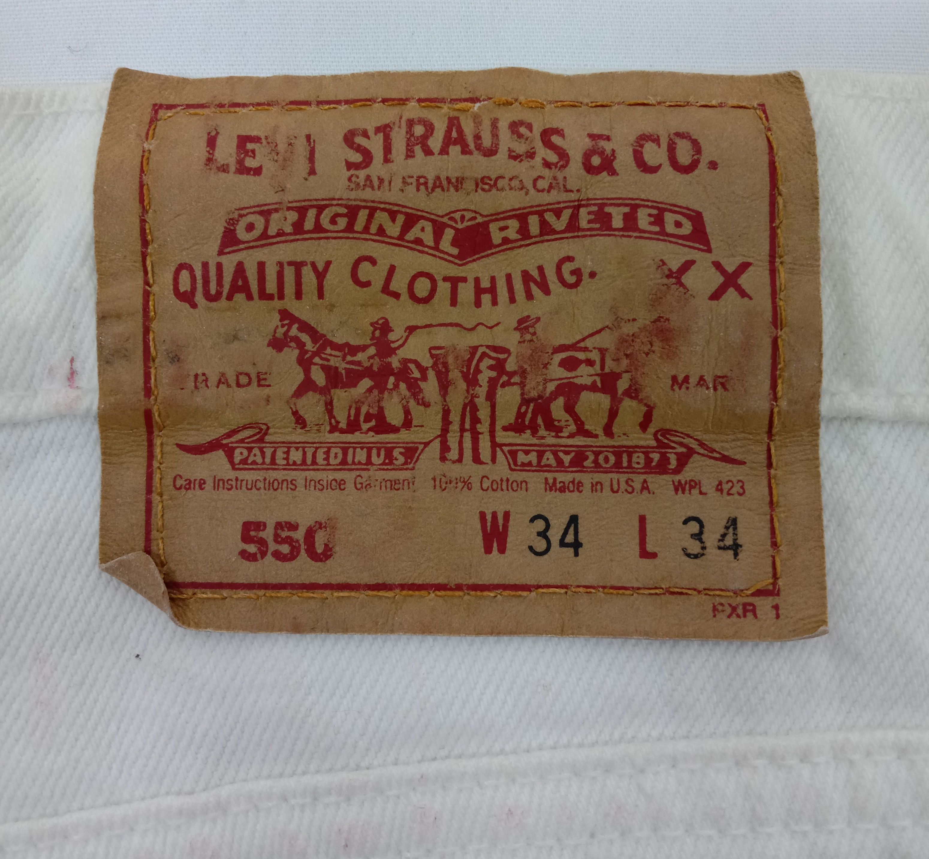 Levi's Vintage Levi's 550 Jeans Relaxed Fit White Denim Size US 33 - 16 Thumbnail