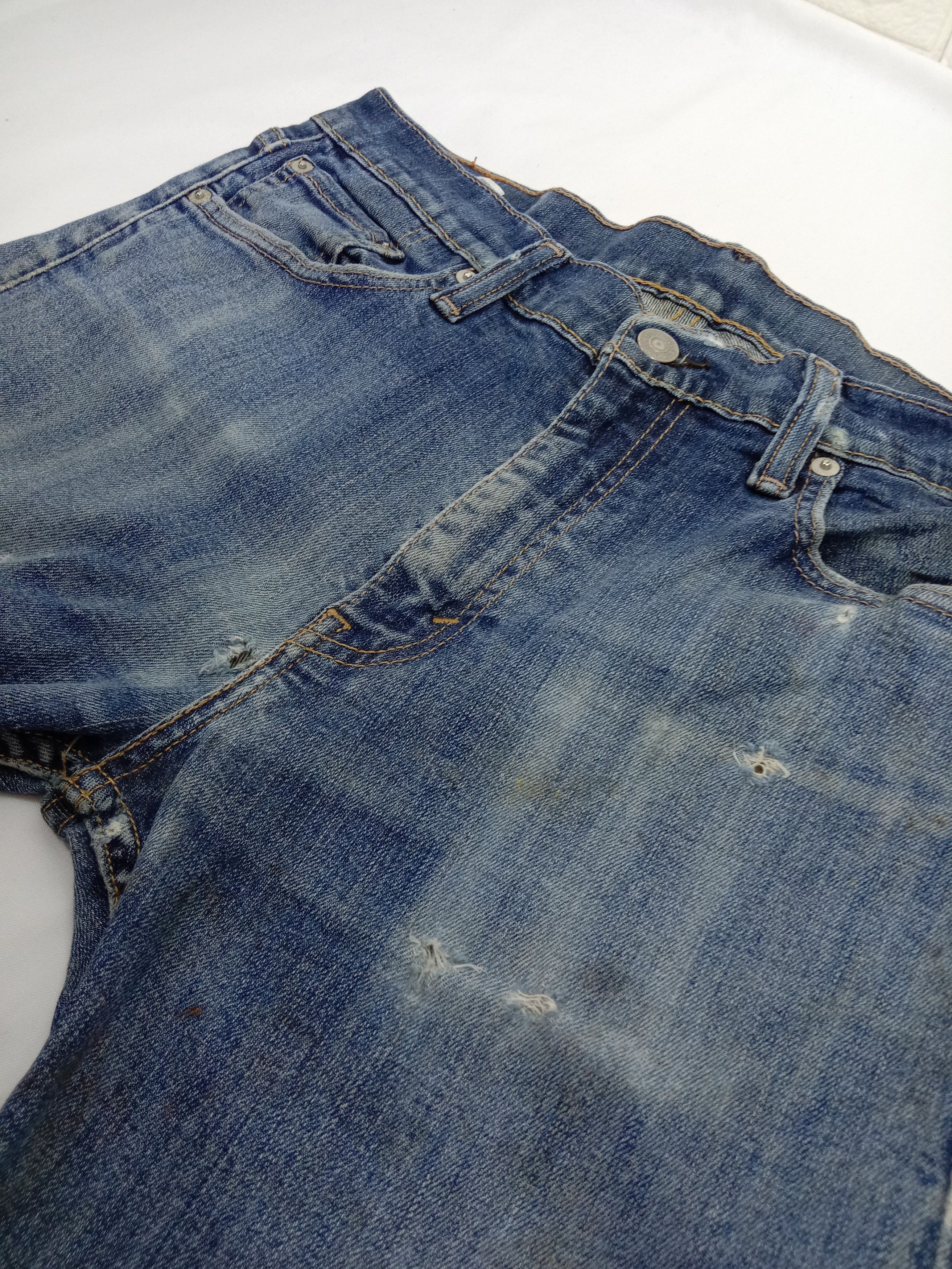 Levi's Vintage Levi’s 513 Jeans Blue Wash Distressed Denim Size US 32 / EU 48 - 9 Thumbnail