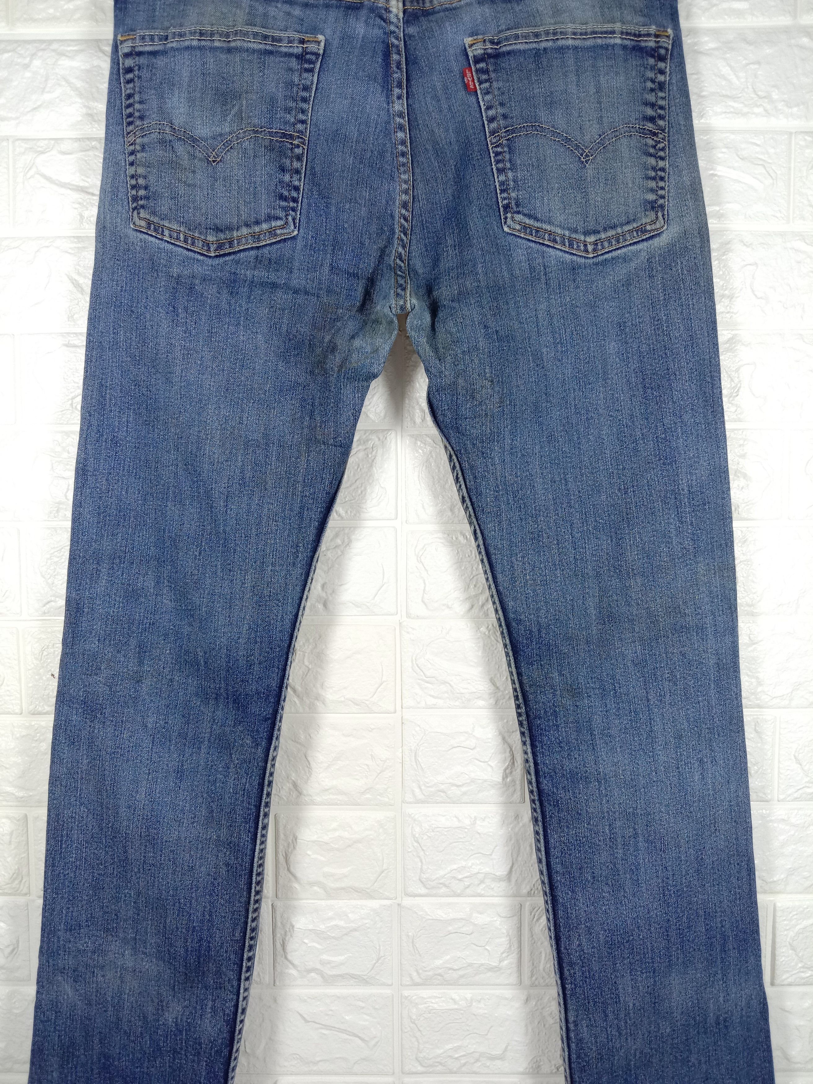 Levi's Vintage Levi’s 513 Jeans Blue Wash Distressed Denim Size US 32 / EU 48 - 7 Thumbnail