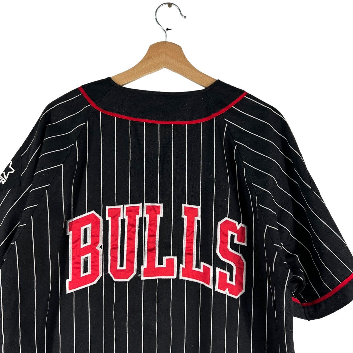 NBA VINTAGE CHICAGO BULLS STARTER BIG LOGO PINSTRIPED Size US L / EU 52-54 / 3 - 10 Thumbnail