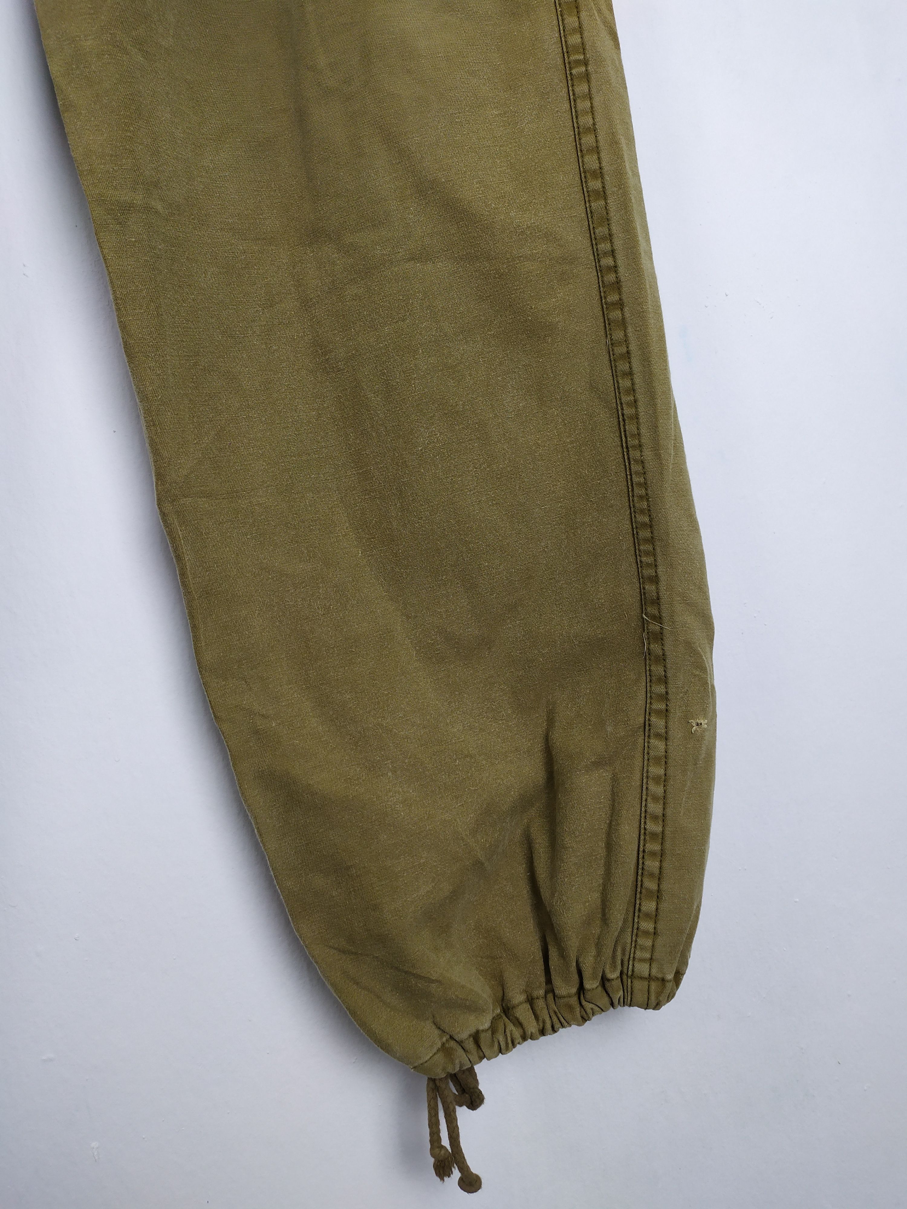 Japanese Brand VINTAGE DOG HOUSE FADED BAGGY CARGO PANTS Size US 32 / EU 48 - 10 Thumbnail