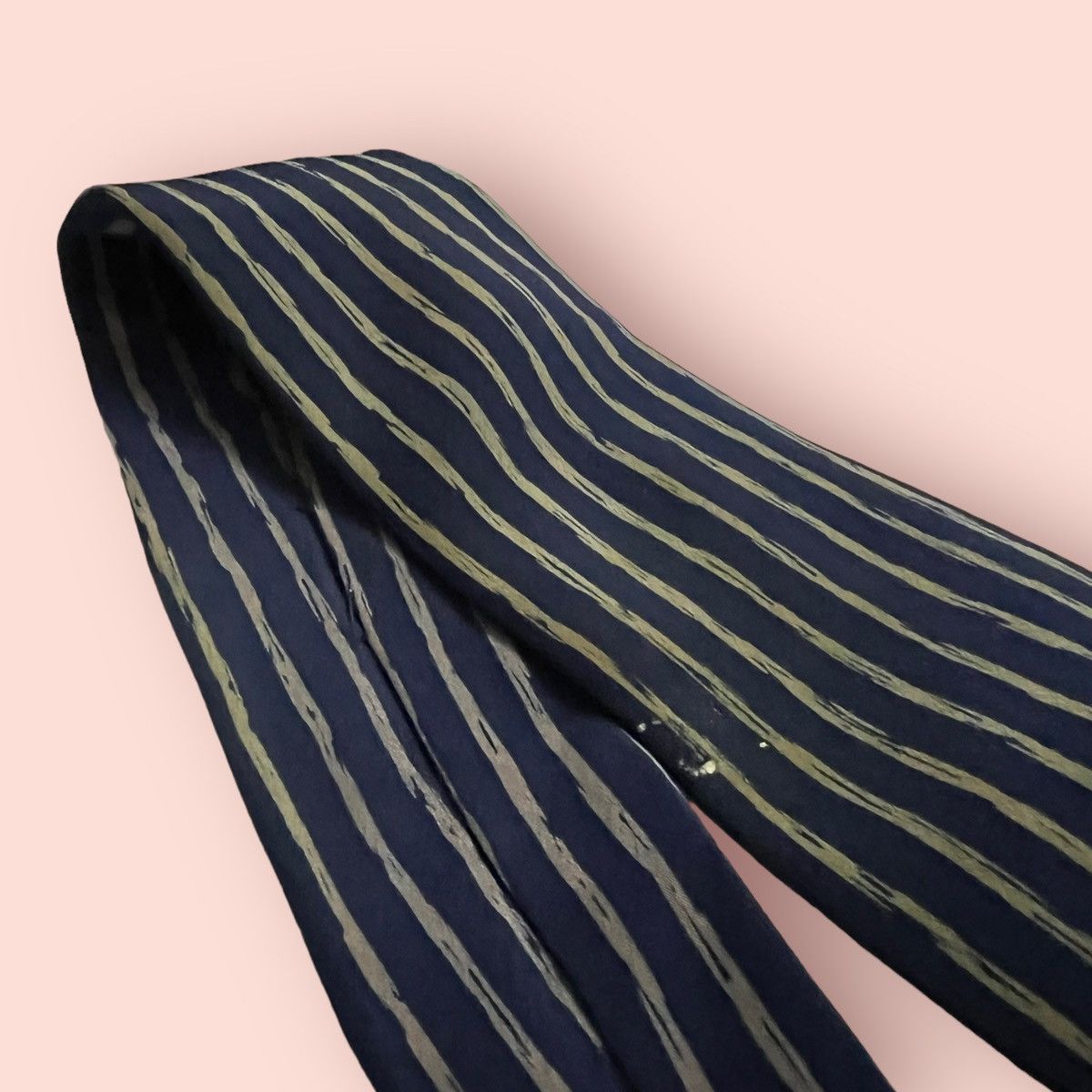 Issey Miyake VINTAGE DISTRESSED ISSEY MIYAKE SILK NECK TIE Size ONE SIZE - 7 Thumbnail